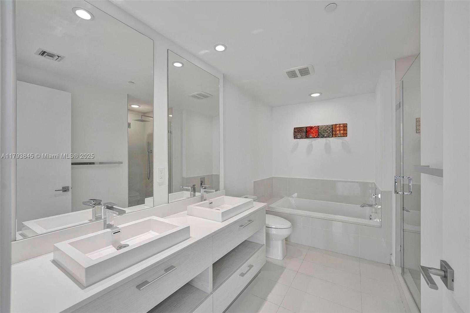 Small Image of 55 SOUTH WEST 9TH ST #4008, Miami Number 13