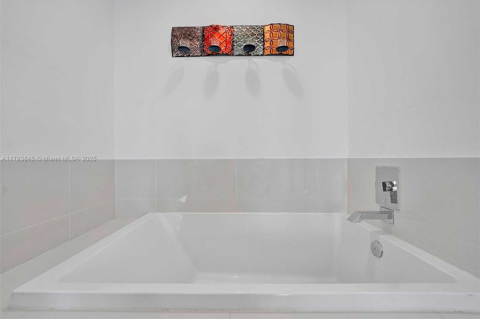Small Image of 55 SOUTH WEST 9TH ST #4008, Miami Number 14