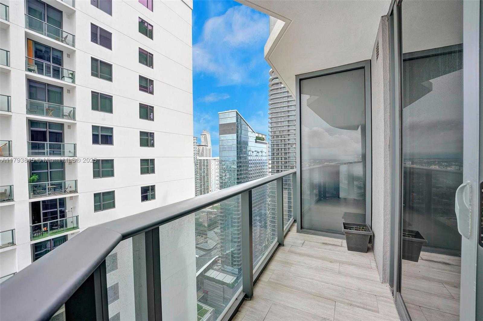Small Image of 55 SOUTH WEST 9TH ST #4008, Miami Number 16