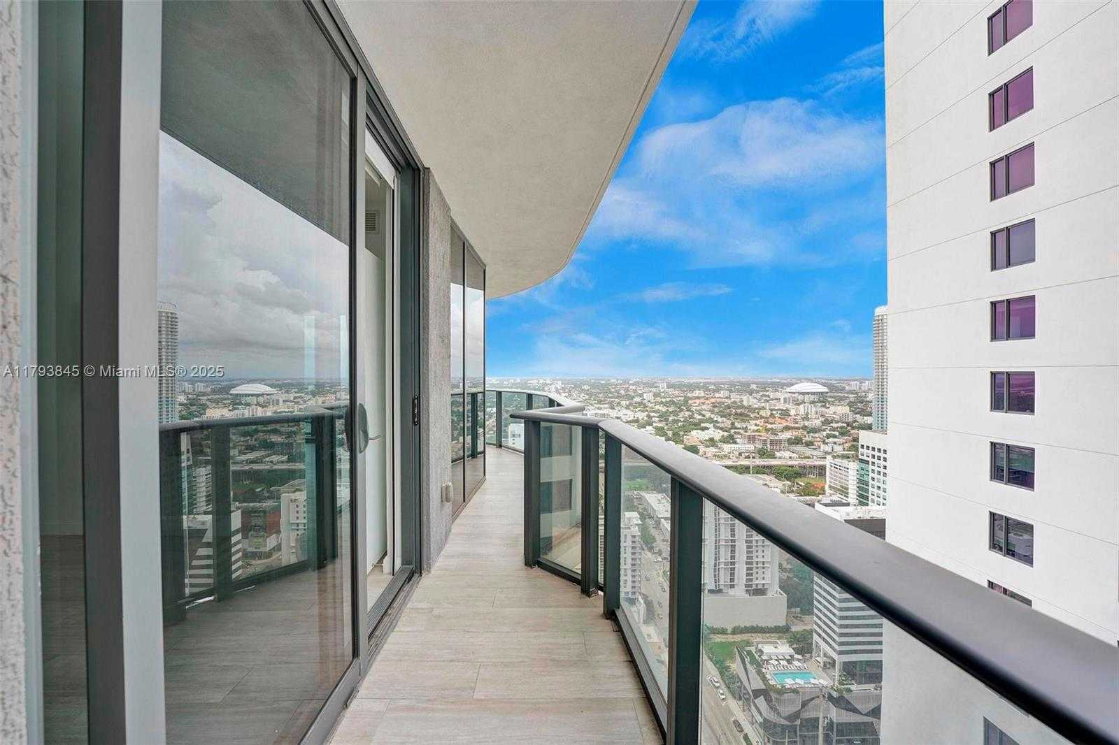 Small Image of 55 SOUTH WEST 9TH ST #4008, Miami Number 17