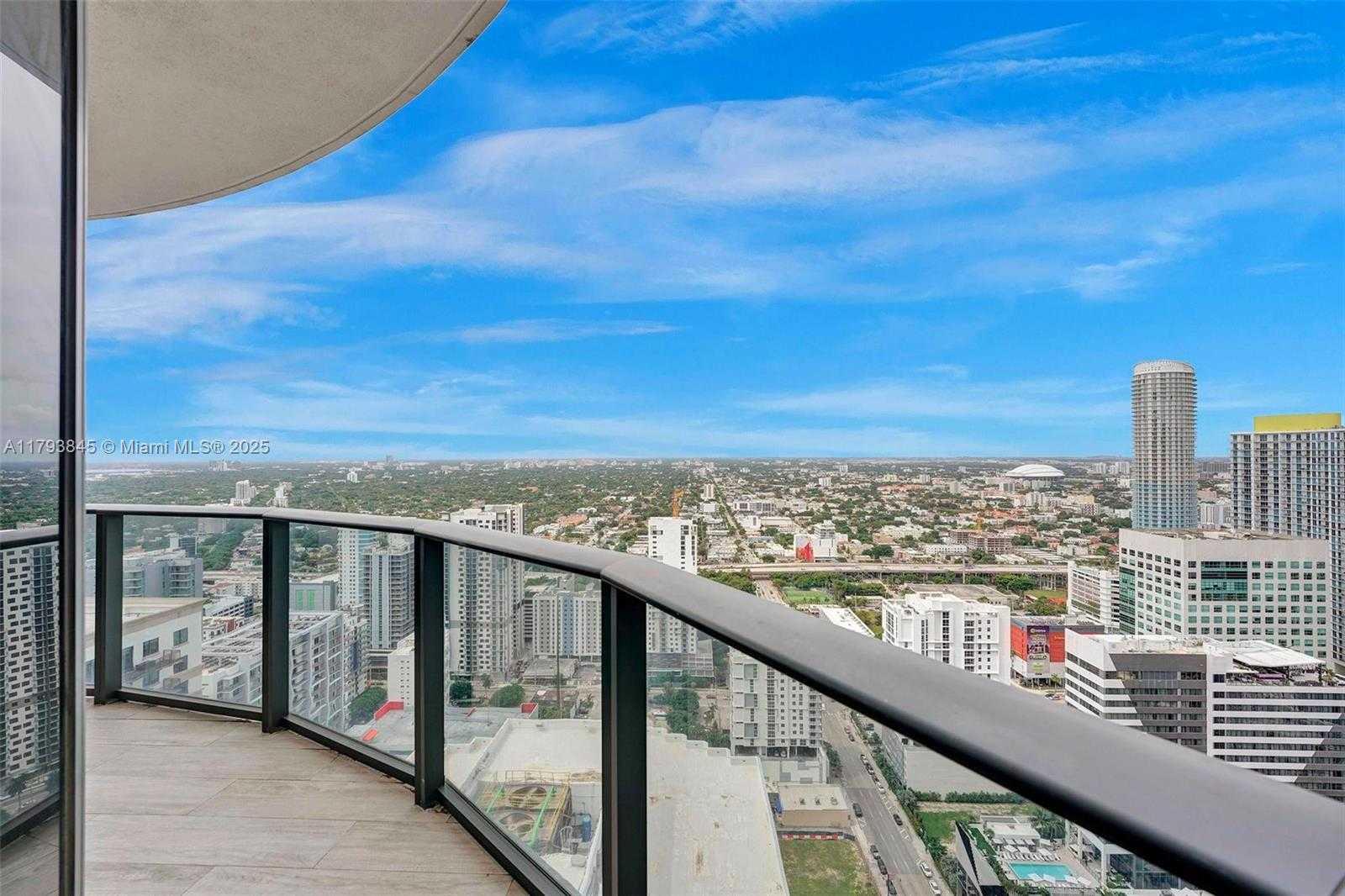 Small Image of 55 SOUTH WEST 9TH ST #4008, Miami Number 18