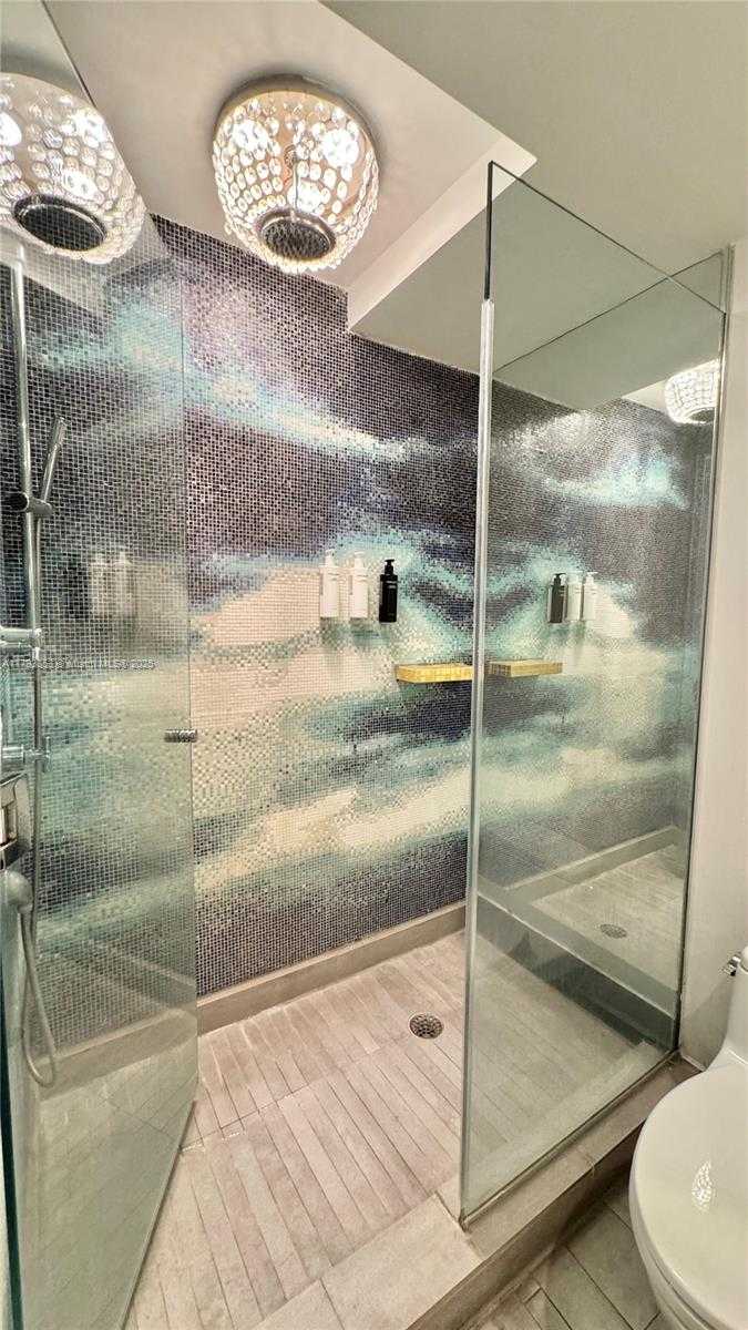 Small Image of 1100 WEST AVE #812, Miami Beach Number 12