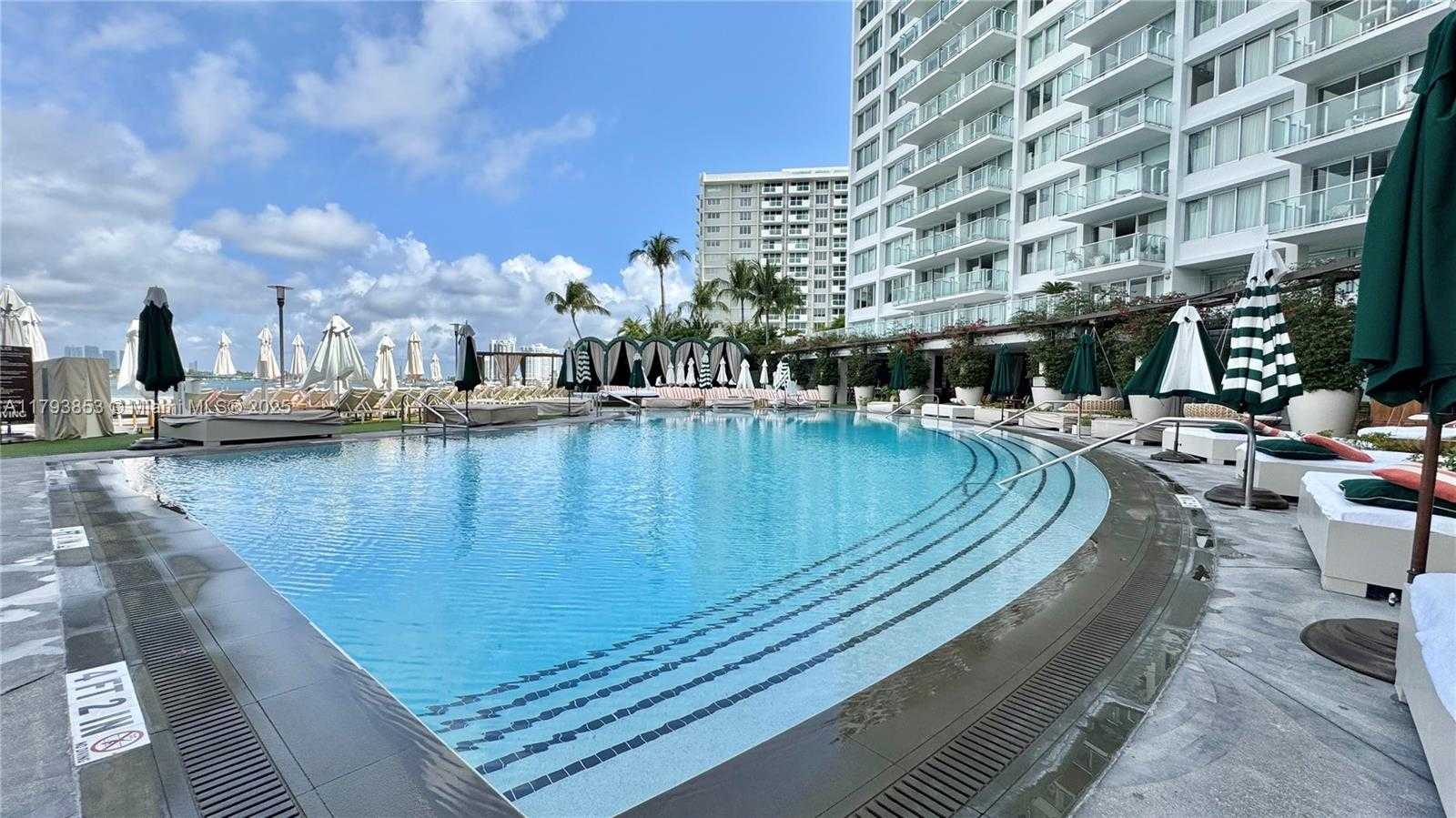 Small Image of 1100 WEST AVE #812, Miami Beach Number 15