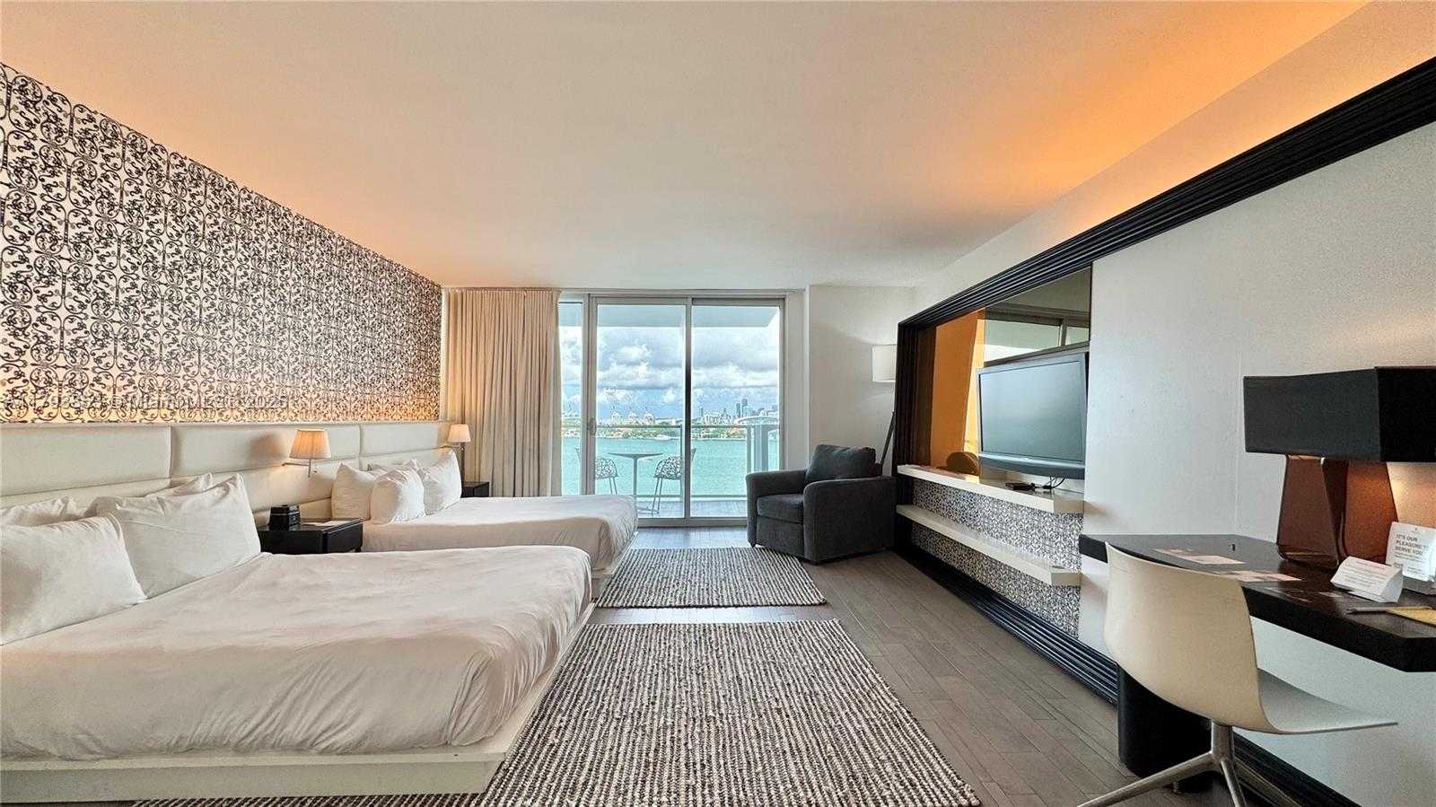 Small Image of 1100 WEST AVE #812, Miami Beach Number 3