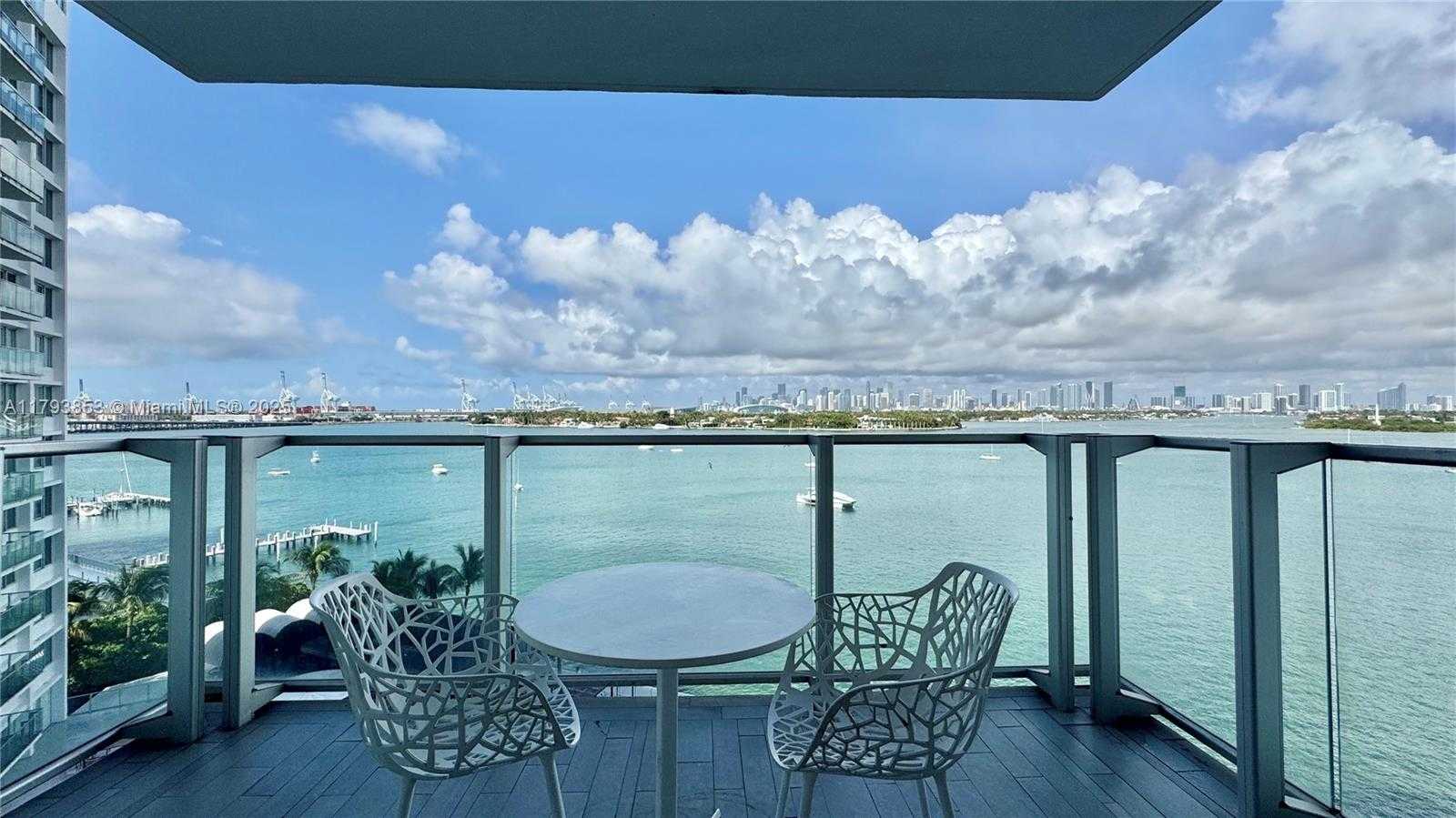 Small Image of 1100 WEST AVE #812, Miami Beach Number 5