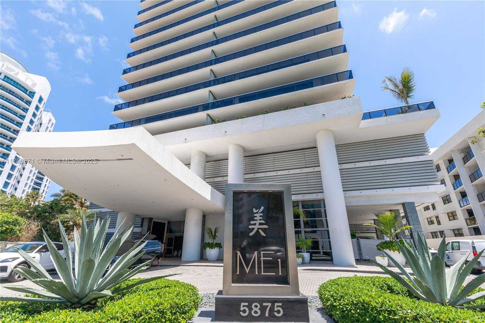 Small Image of 5875 COLLINS AVE #1908, Miami Beach Number 51