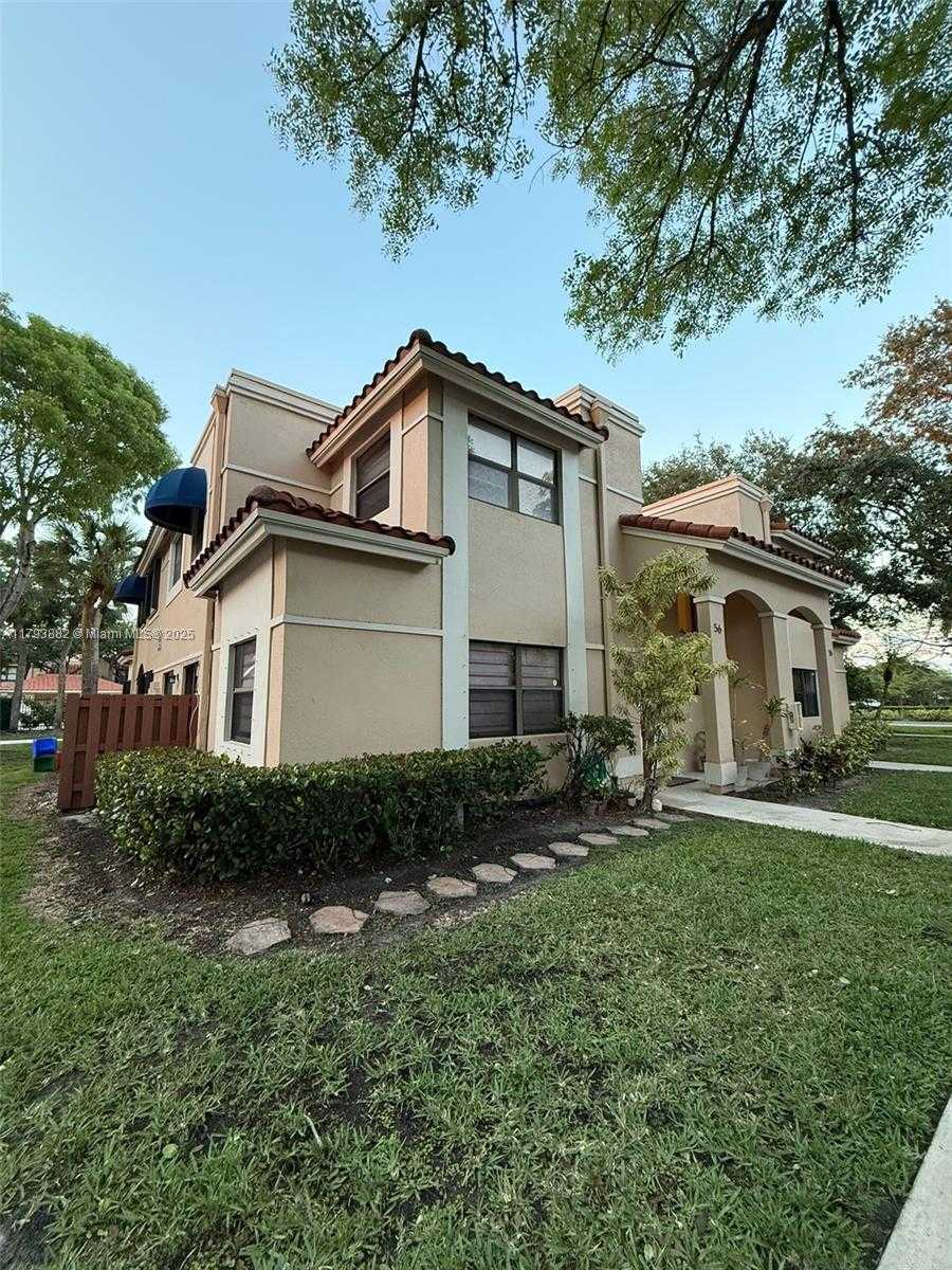 Small Image of 513 RACQUET CLUB RD #56, Weston Number 2