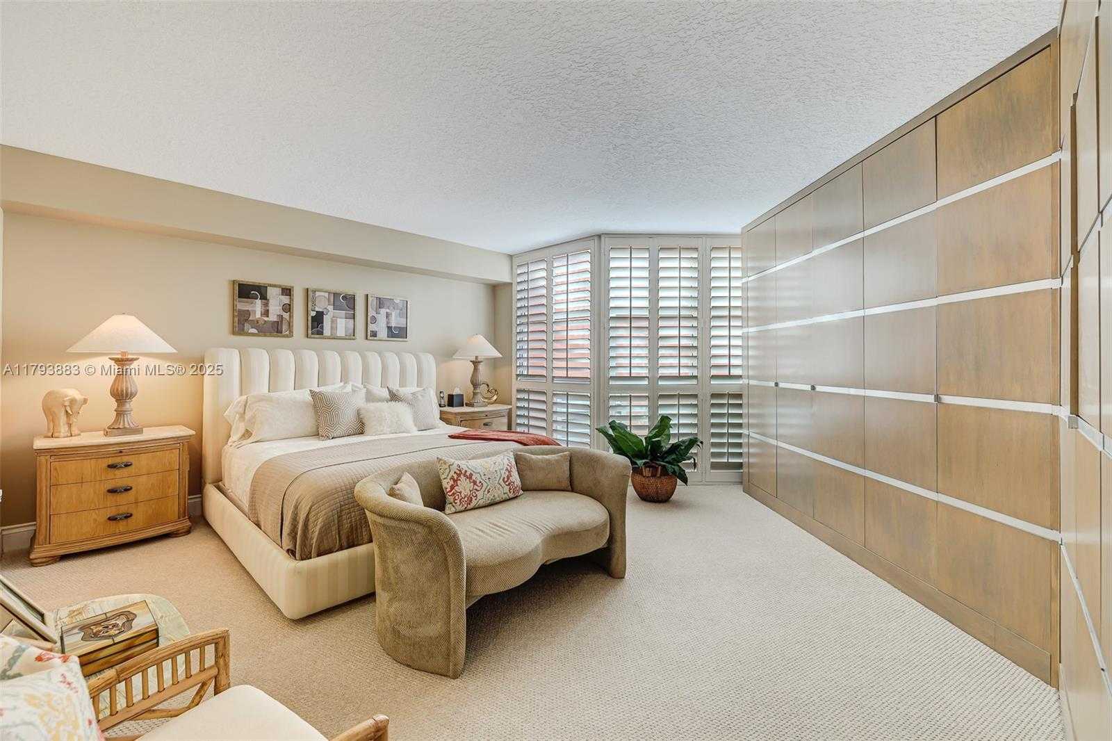 Small Image of 3370 HIDDEN BAY DR #313, Aventura Number 26