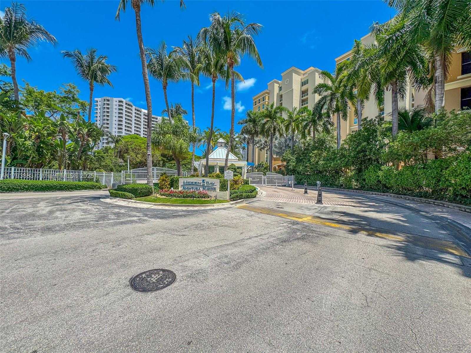 Small Image of 3370 HIDDEN BAY DR #313, Aventura Number 44