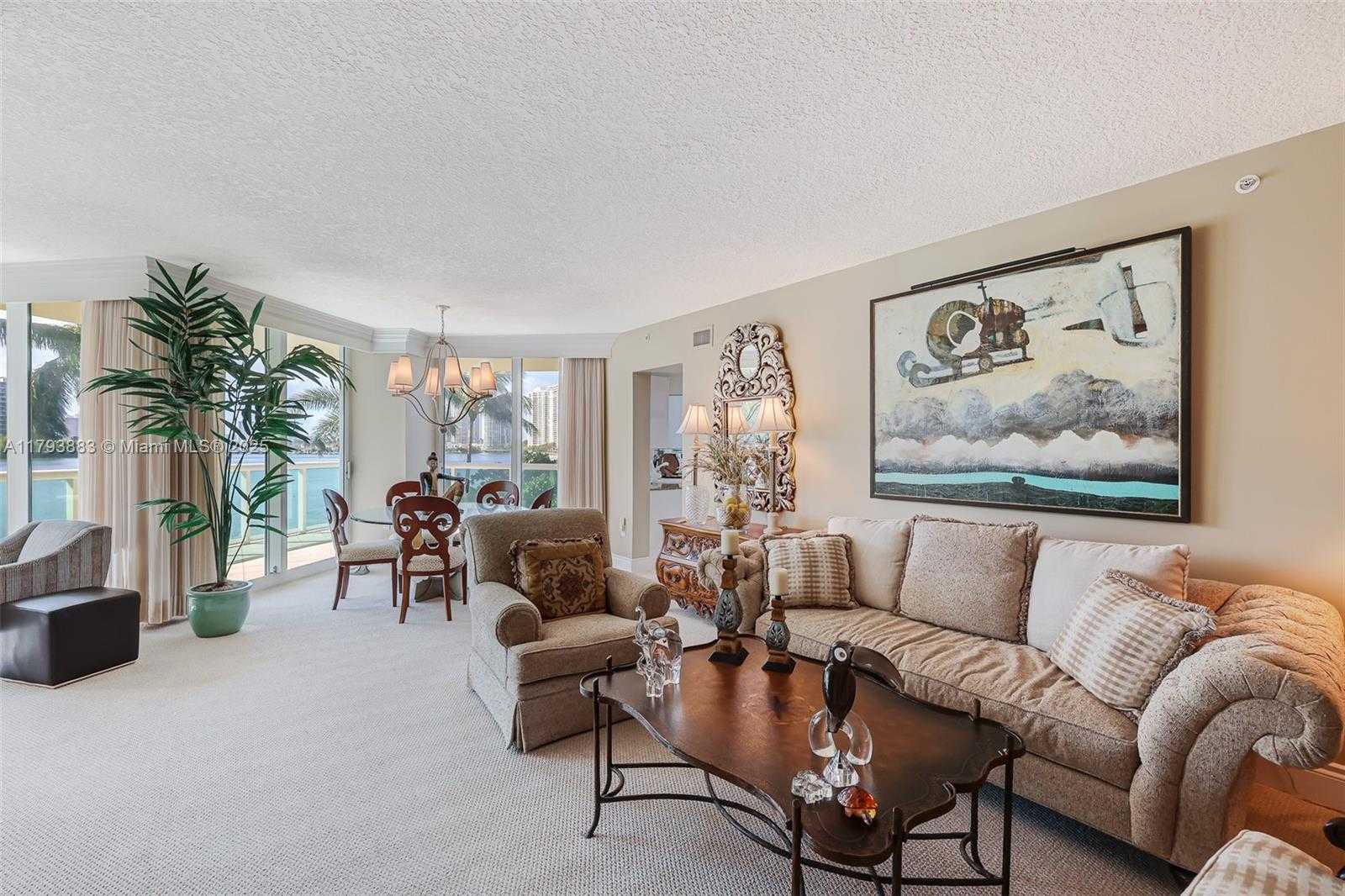 Small Image of 3370 HIDDEN BAY DR #313, Aventura Number 5