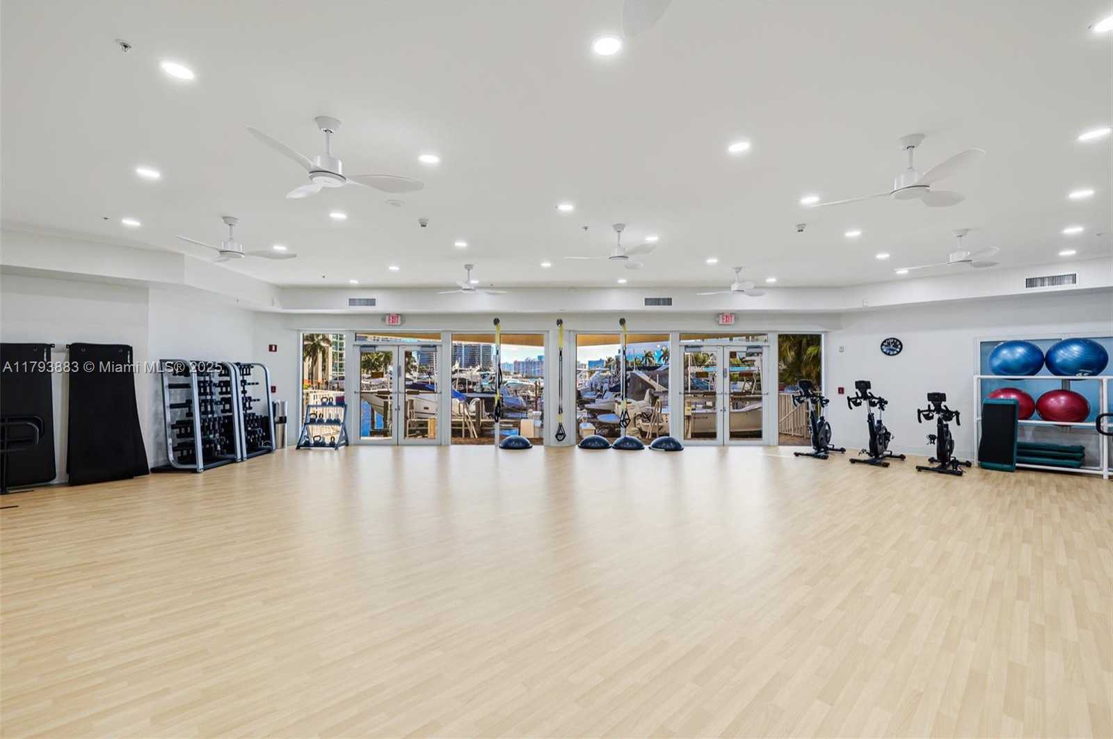 Small Image of 3370 HIDDEN BAY DR #313, Aventura Number 60