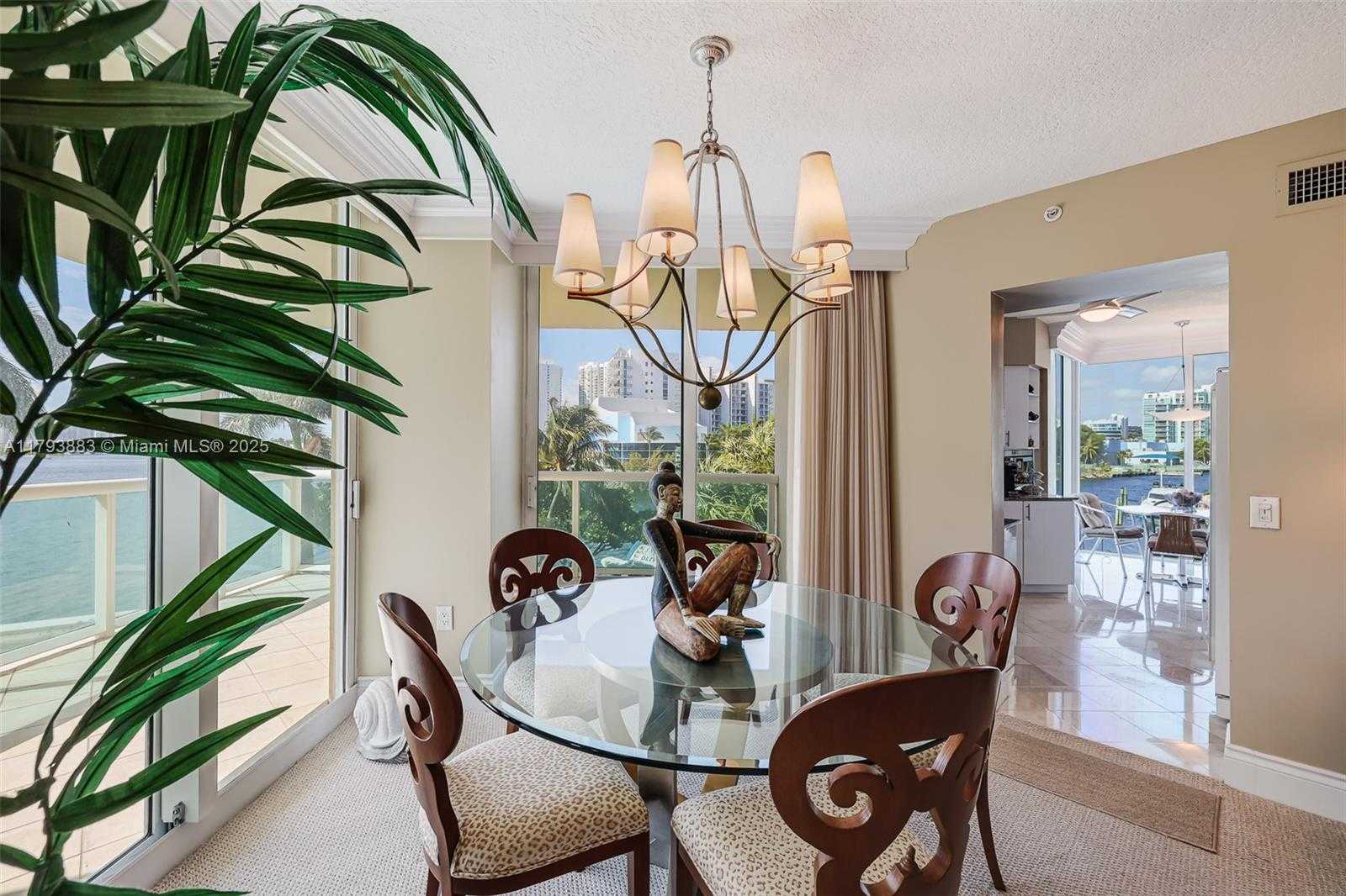 Small Image of 3370 HIDDEN BAY DR #313, Aventura Number 7