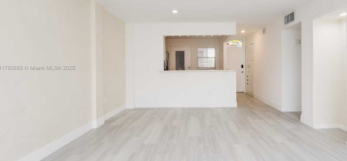 Small Image of 3600 NORTH EAST 170TH ST #D-112, North Miami Beach Number 15