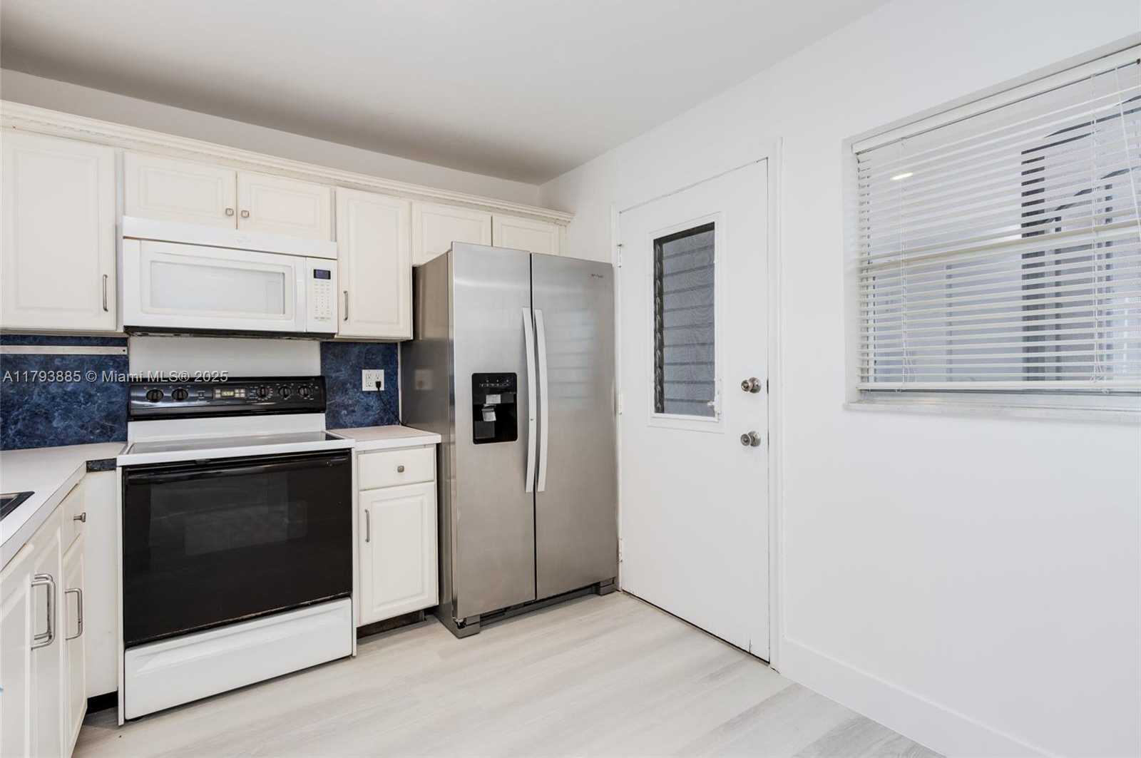 Small Image of 3600 NORTH EAST 170TH ST #D-112, North Miami Beach Number 8
