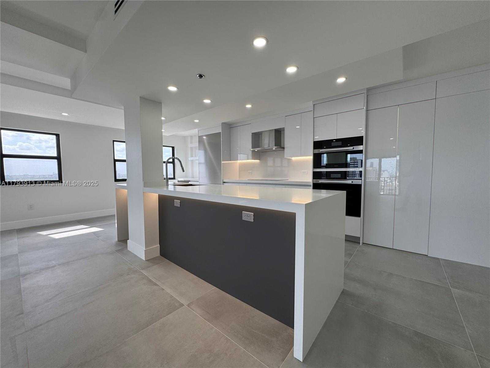 Small Image of 1201 SOUTH OCEAN DR #1512S, Hollywood Number 18