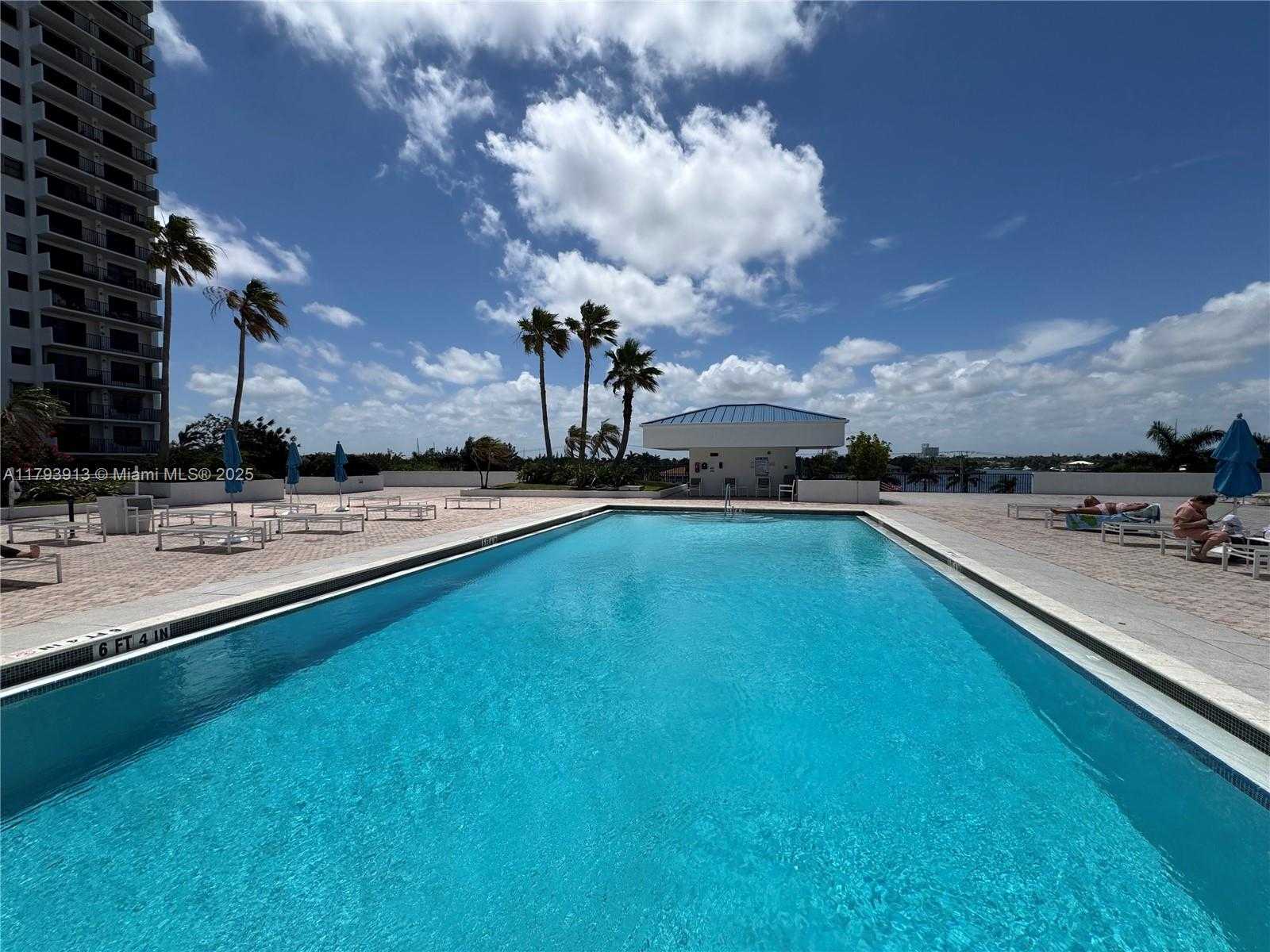 Small Image of 1201 SOUTH OCEAN DR #1512S, Hollywood Number 54