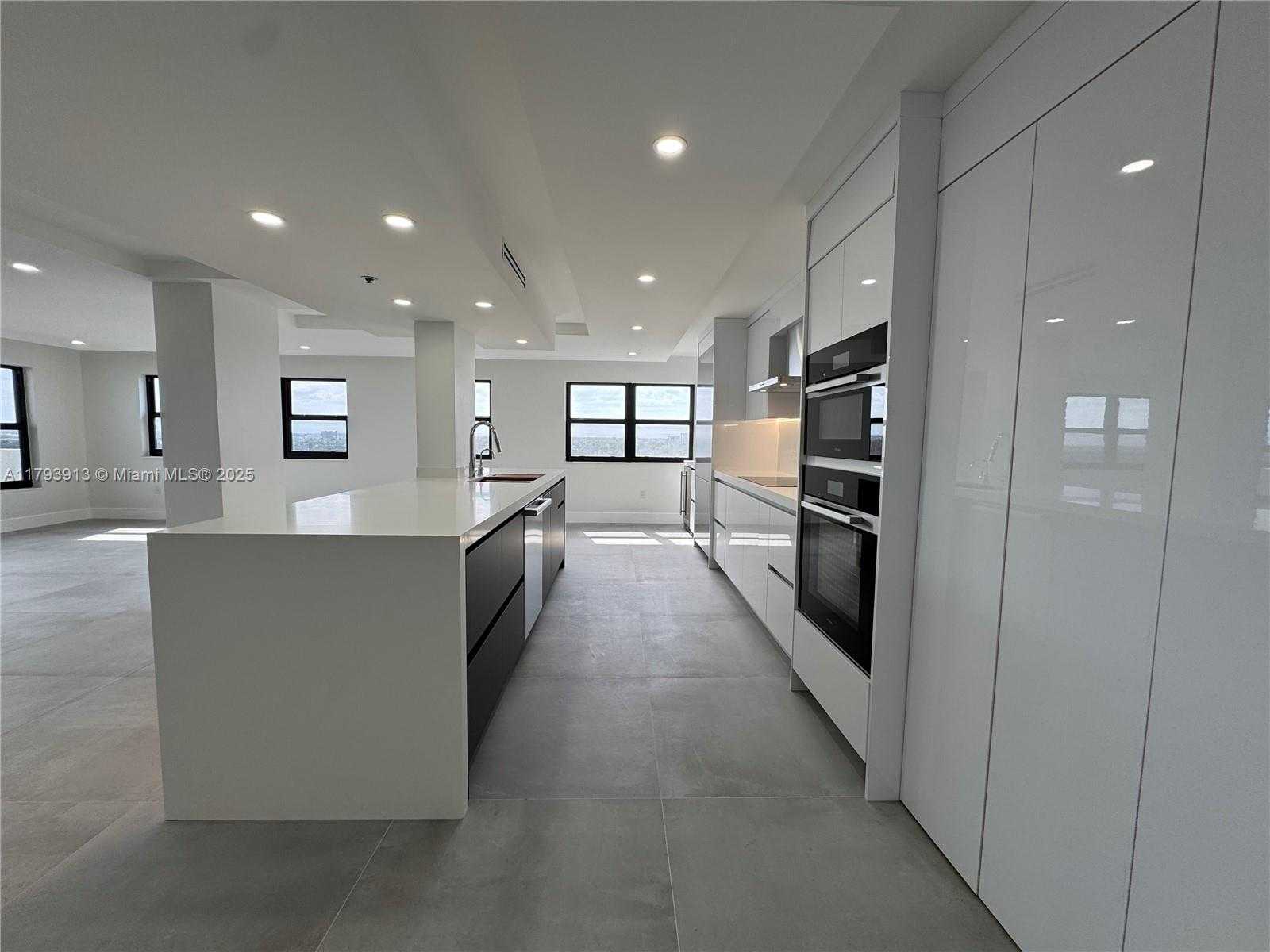 Small Image of 1201 SOUTH OCEAN DR #1512S, Hollywood Number 6