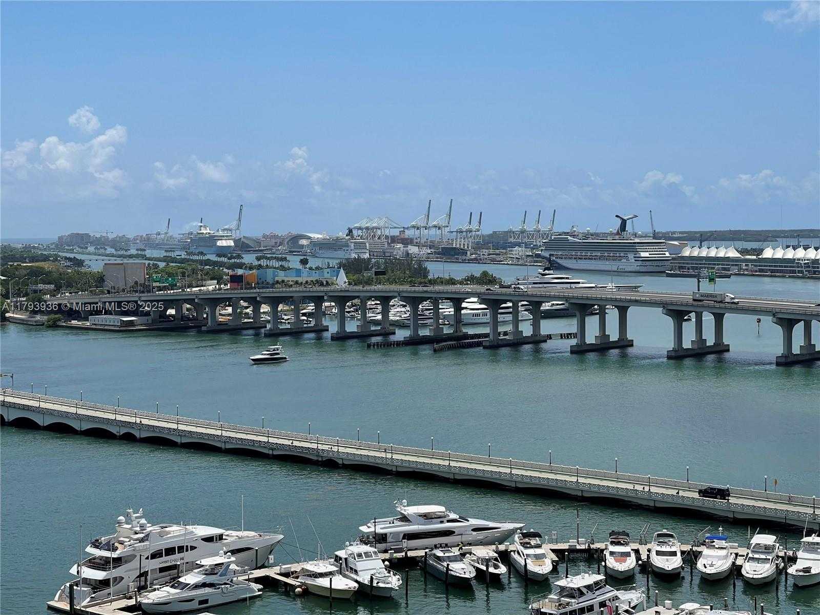 Small Image of 1717 NORTH BAYSHORE DR #A-2034, Miami Number 3
