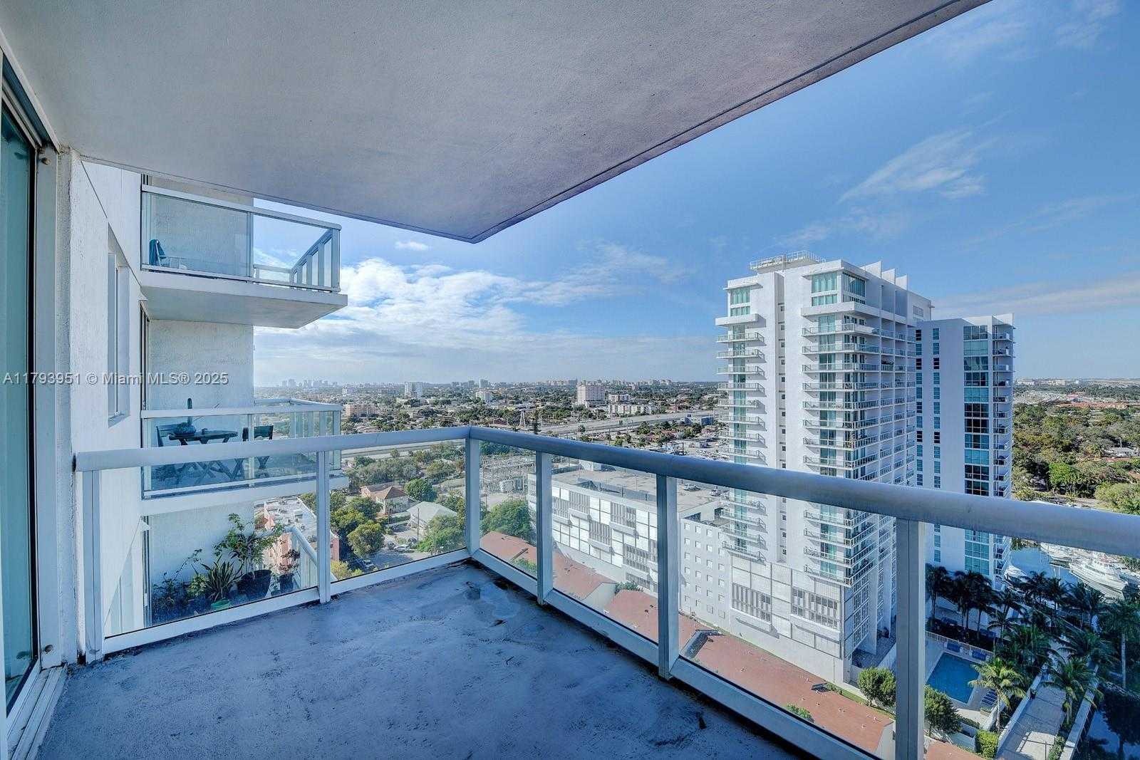 Small Image of 1861 NORTH WEST S RIVER DR #1903, Miami Number 15