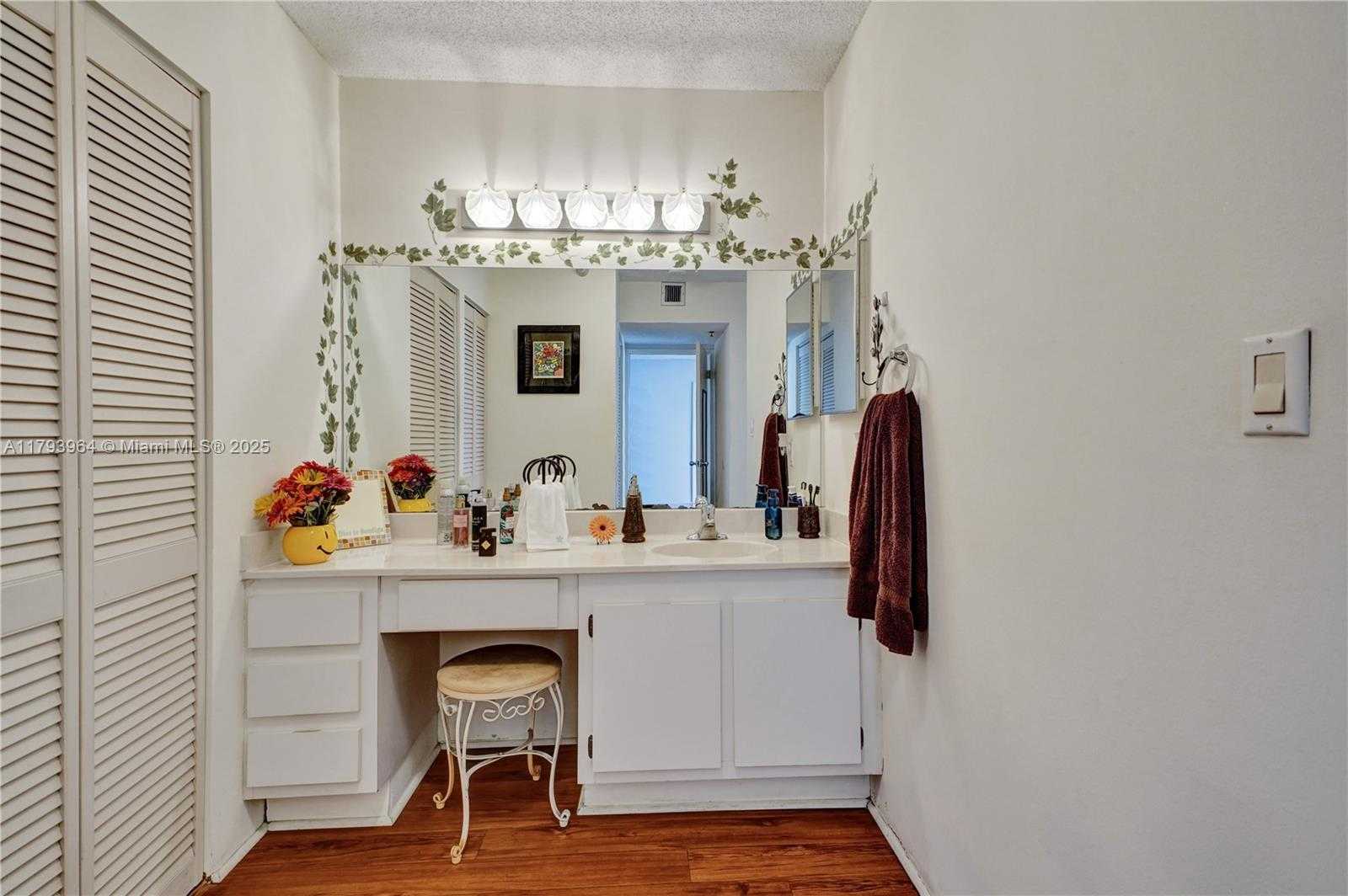 Small Image of 20505 EAST COUNTRY CLUB DR #732, Aventura Number 29