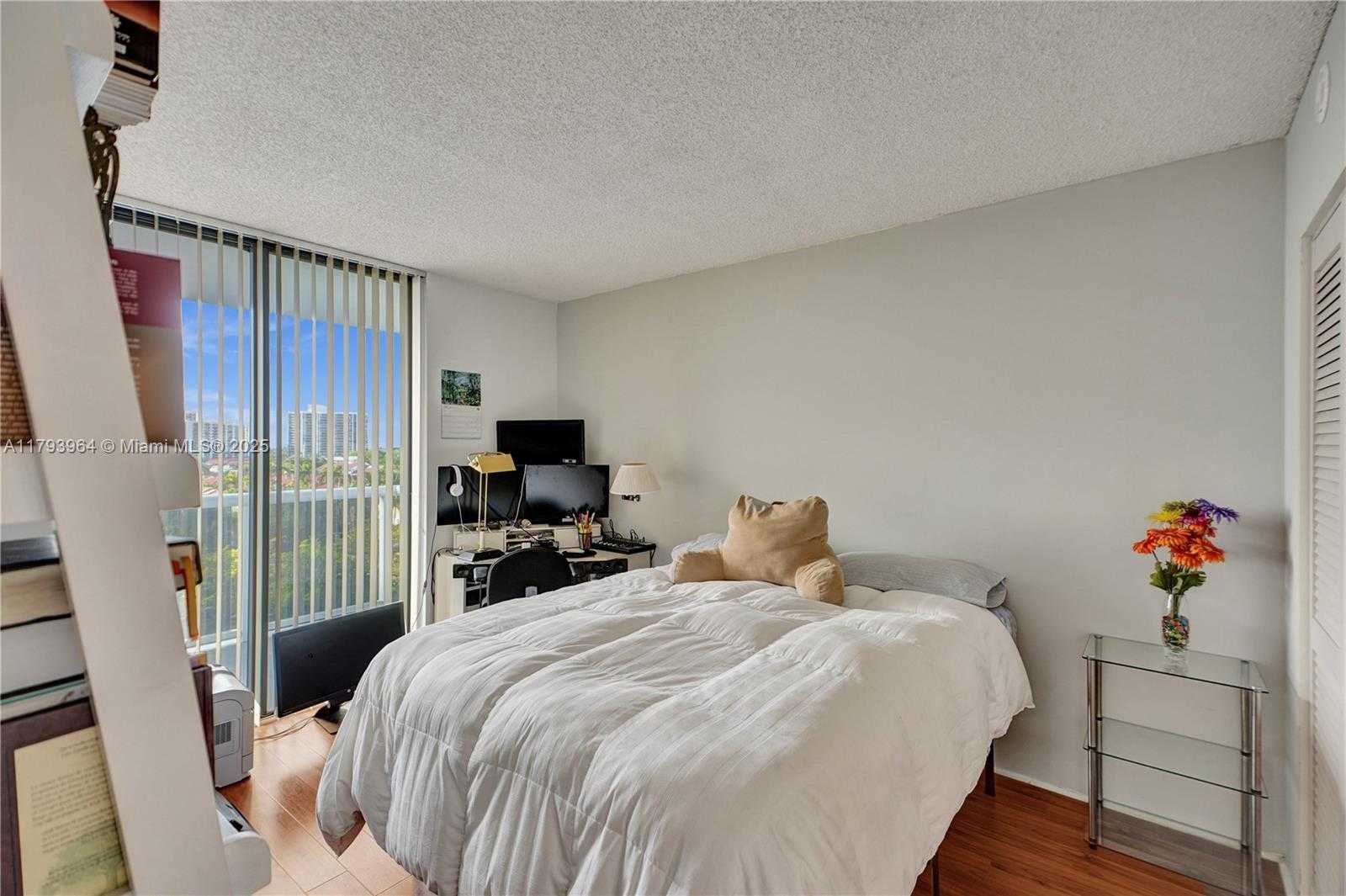 Small Image of 20505 EAST COUNTRY CLUB DR #732, Aventura Number 31