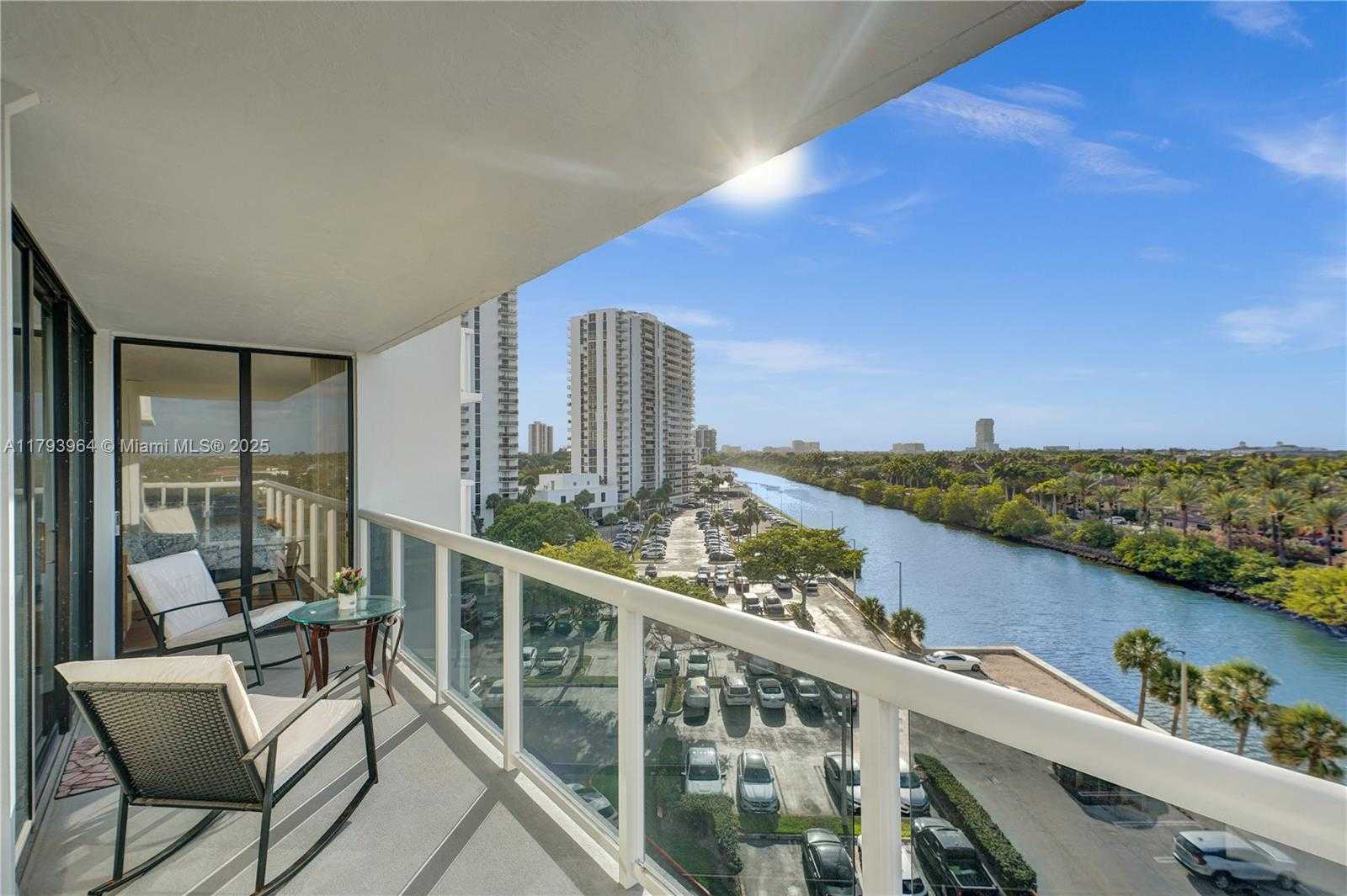 Small Image of 20505 EAST COUNTRY CLUB DR #732, Aventura Number 42