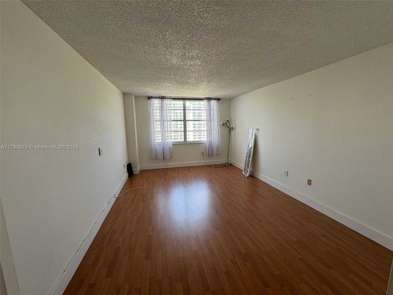 Small Image of 2851 NORTH EAST 183RD ST #1408E, Aventura Number 14