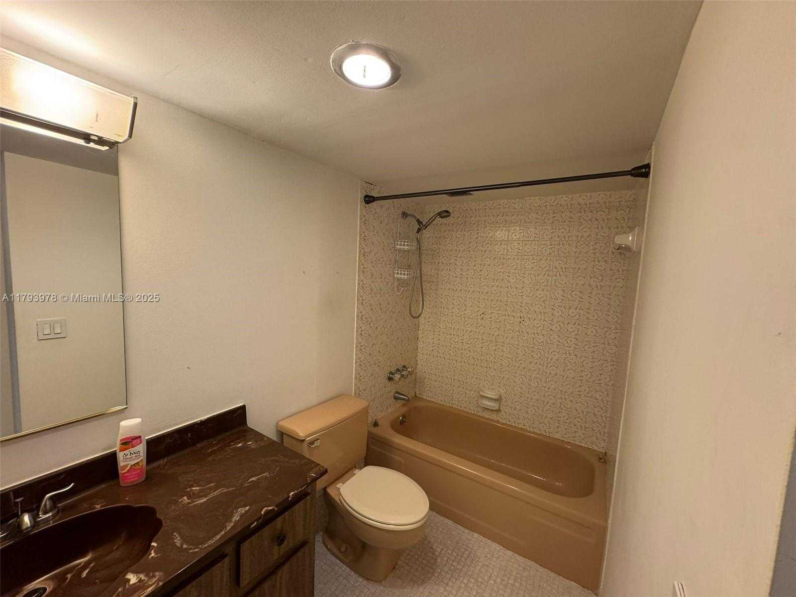 Small Image of 2851 NORTH EAST 183RD ST #1408E, Aventura Number 19