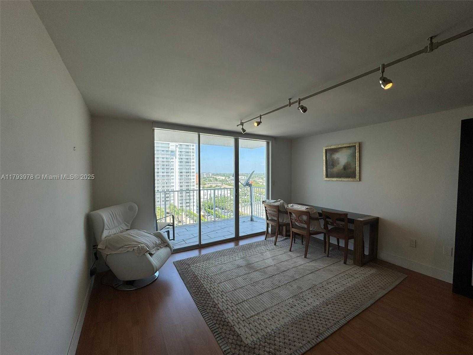 Small Image of 2851 NORTH EAST 183RD ST #1408E, Aventura Number 3