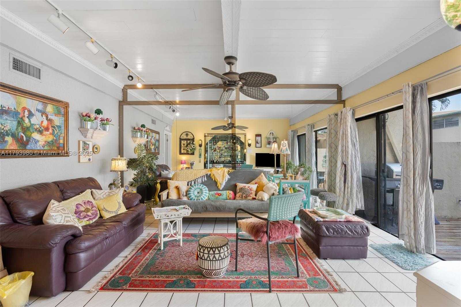 Small Image of 741 EAST COCO PLUM CIR #8, Plantation Number 12