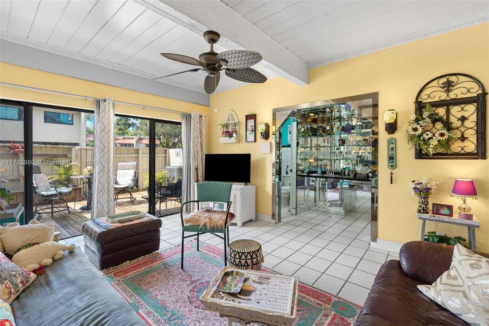 Small Image of 741 EAST COCO PLUM CIR #8, Plantation Number 13