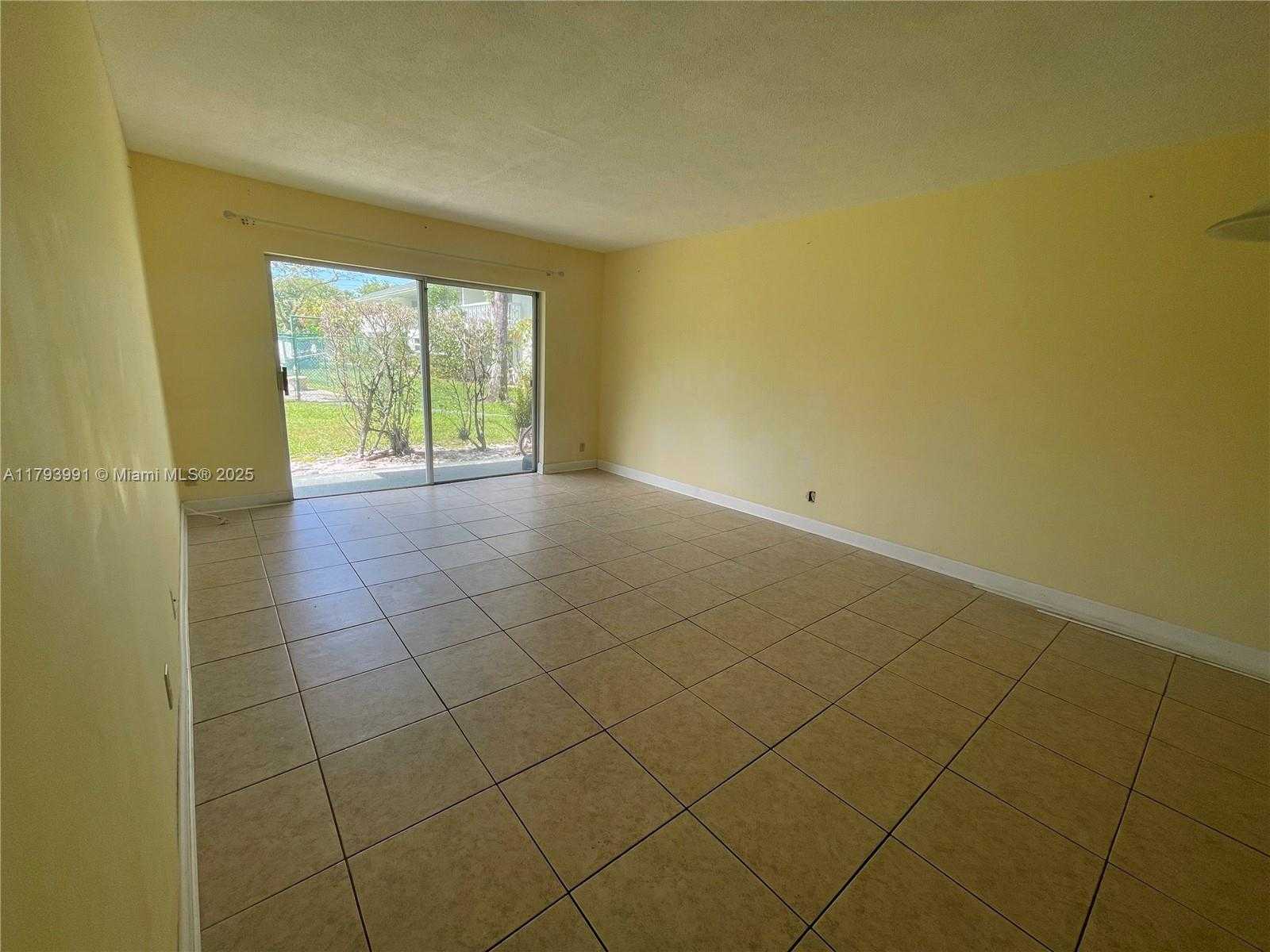 Small Image of 4200 NORTH WEST 3RD CT #134, Plantation Number 3