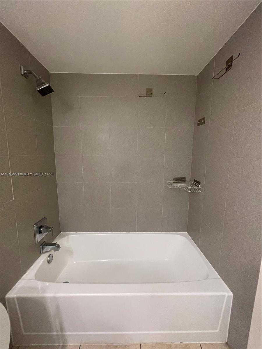 Small Image of 4200 NORTH WEST 3RD CT #134, Plantation Number 9