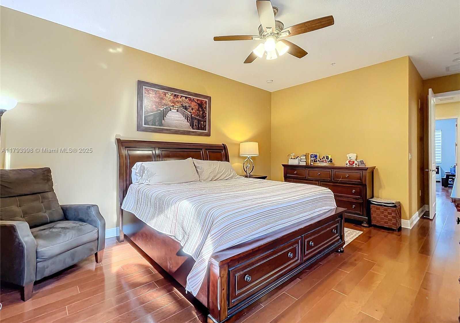 Small Image of 12448 NORTH WEST 17TH MNR, Pembroke Pines Number 17