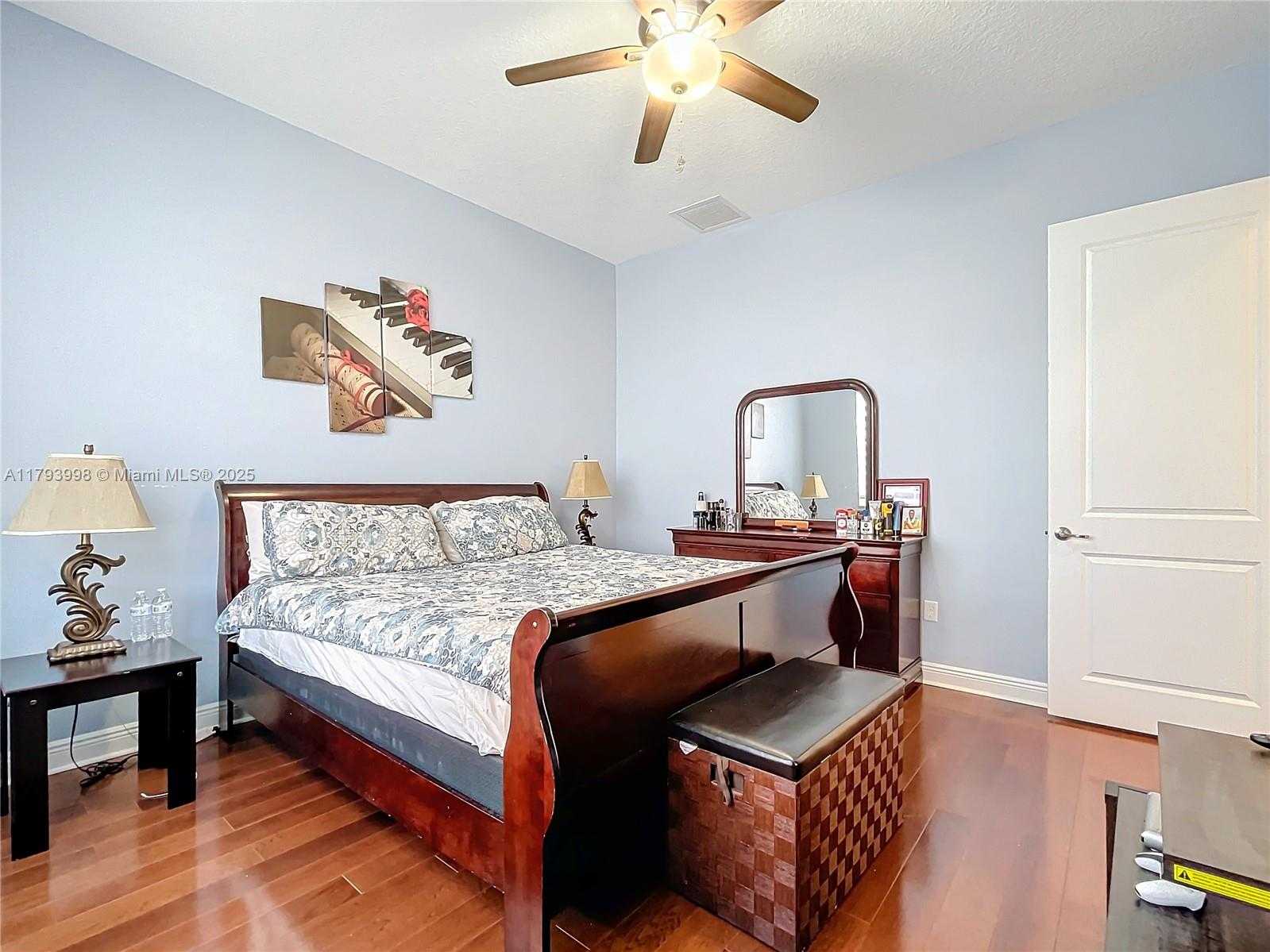 Small Image of 12448 NORTH WEST 17TH MNR, Pembroke Pines Number 19