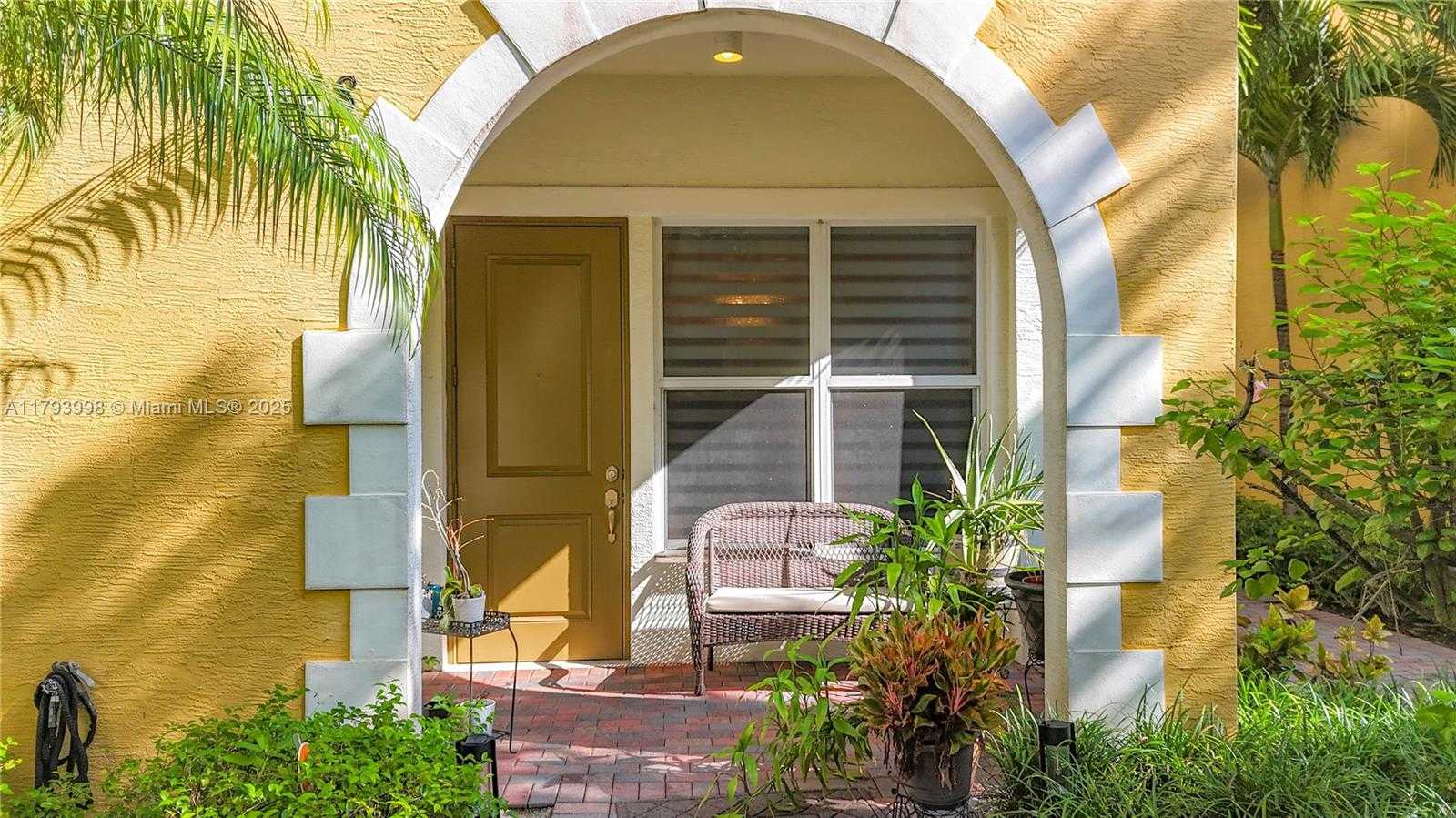 Small Image of 12448 NORTH WEST 17TH MNR, Pembroke Pines Number 2
