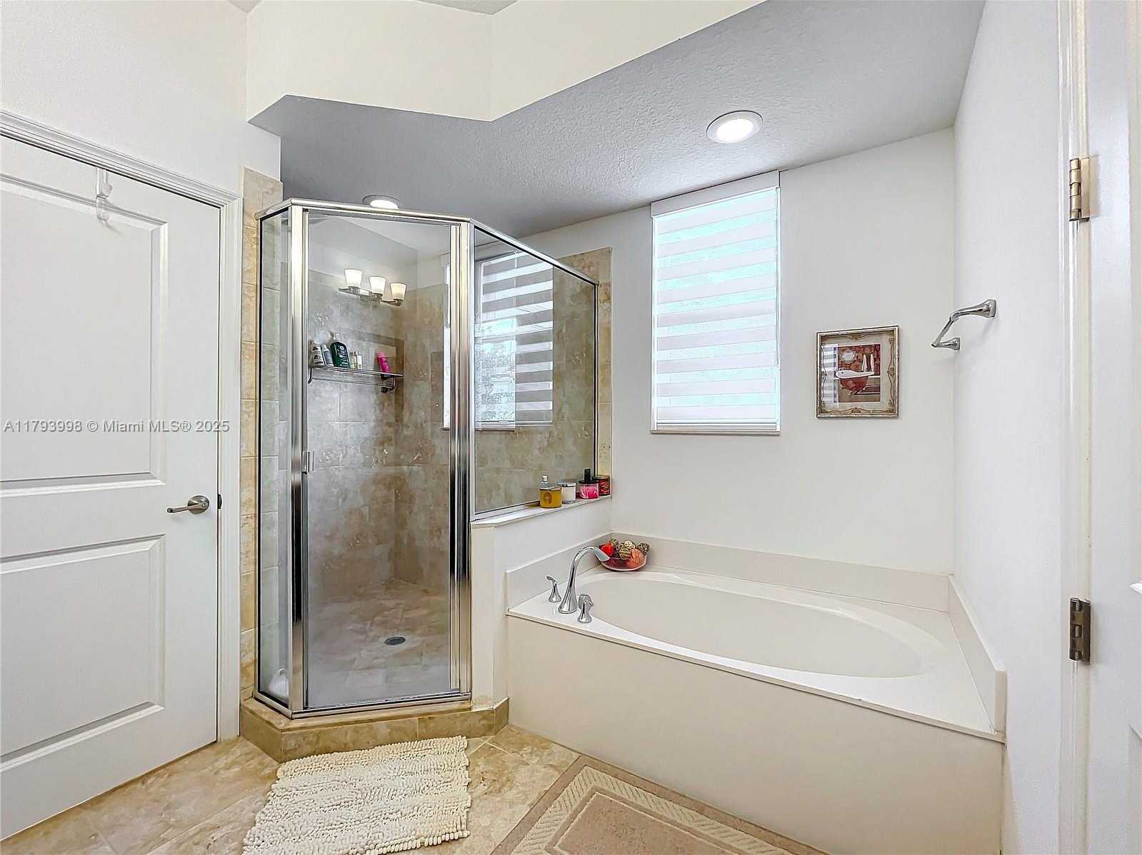 Small Image of 12448 NORTH WEST 17TH MNR, Pembroke Pines Number 22
