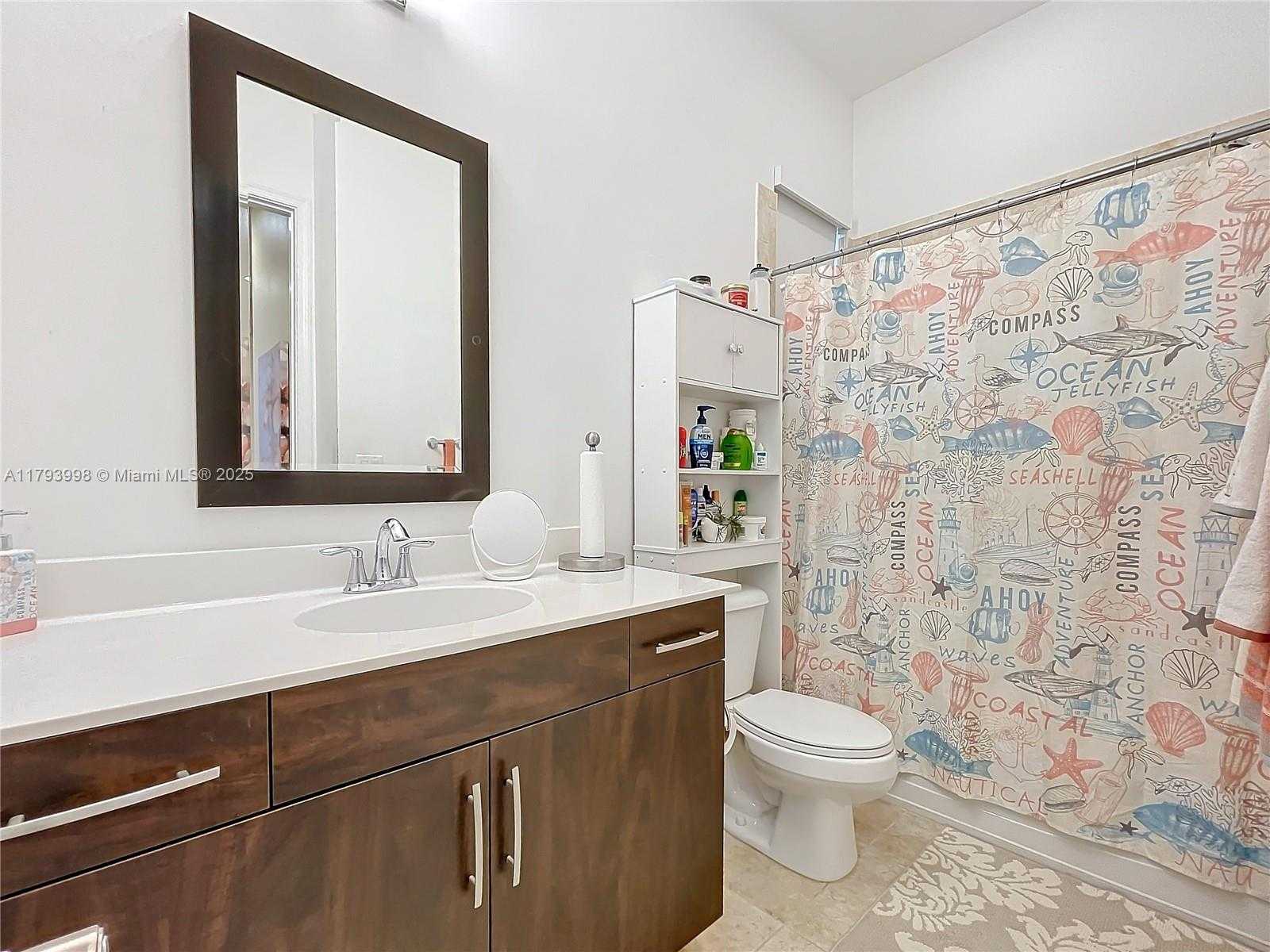 Small Image of 12448 NORTH WEST 17TH MNR, Pembroke Pines Number 33