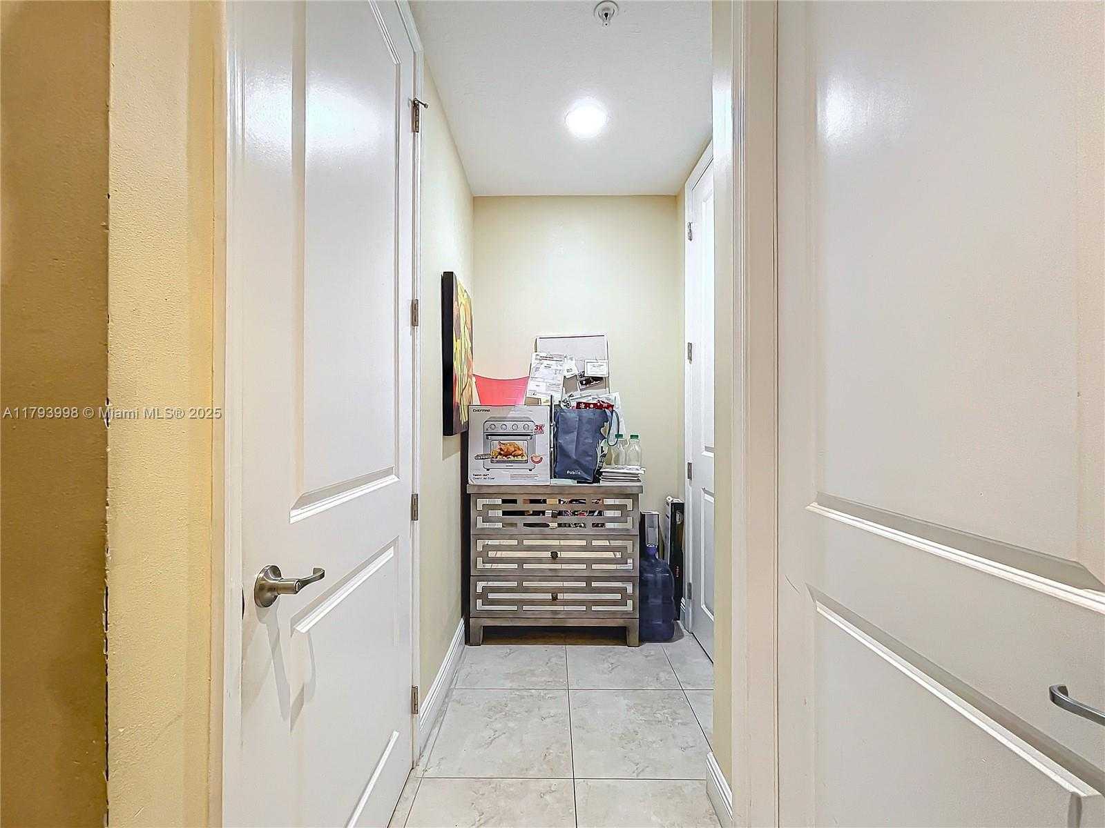 Small Image of 12448 NORTH WEST 17TH MNR, Pembroke Pines Number 37