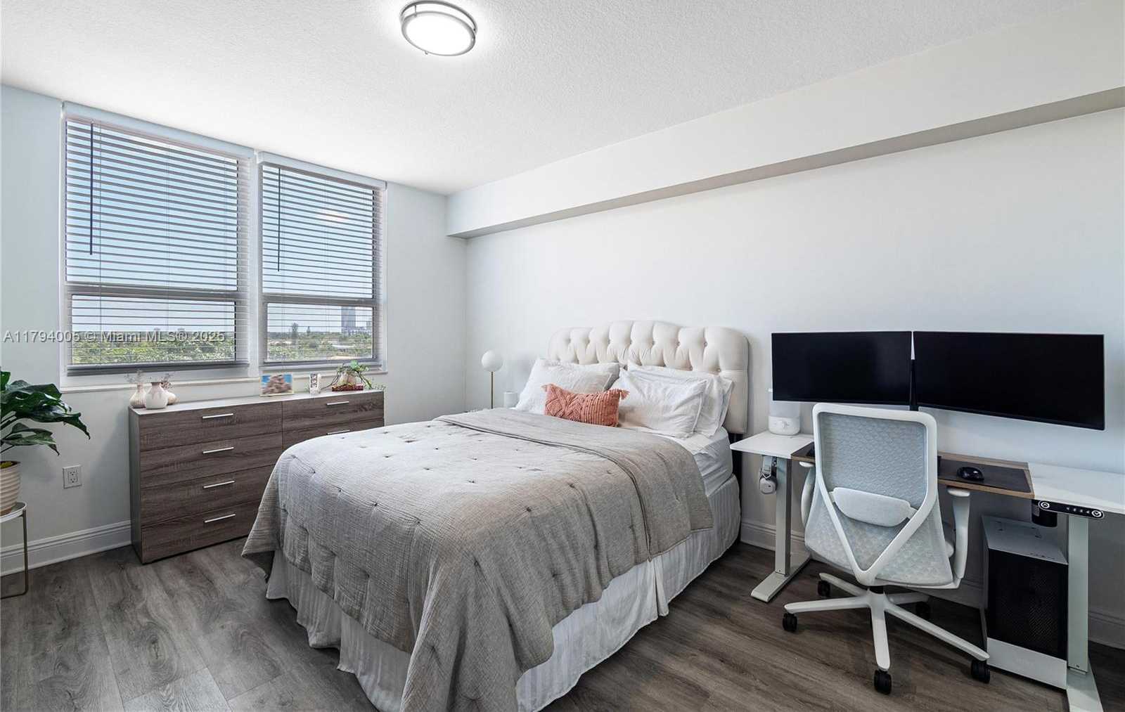 Small Image of 3232 CORAL WAY #507, Miami Number 13