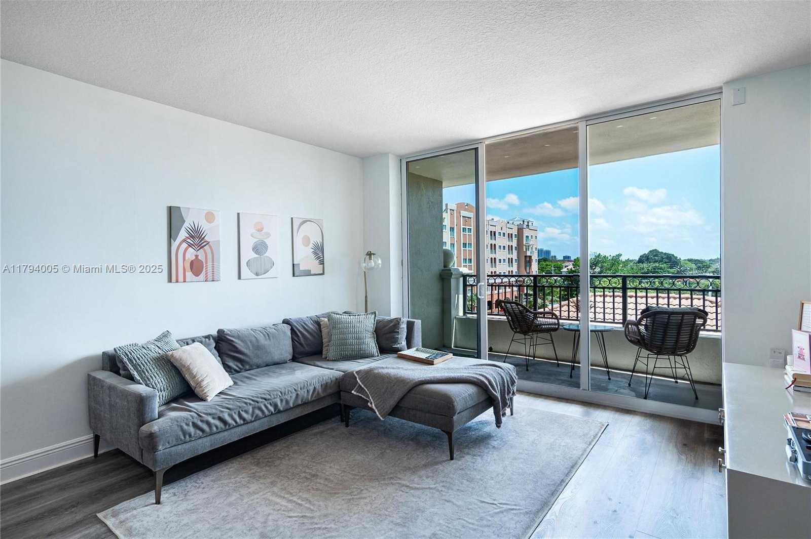 Small Image of 3232 CORAL WAY #507, Miami Number 6