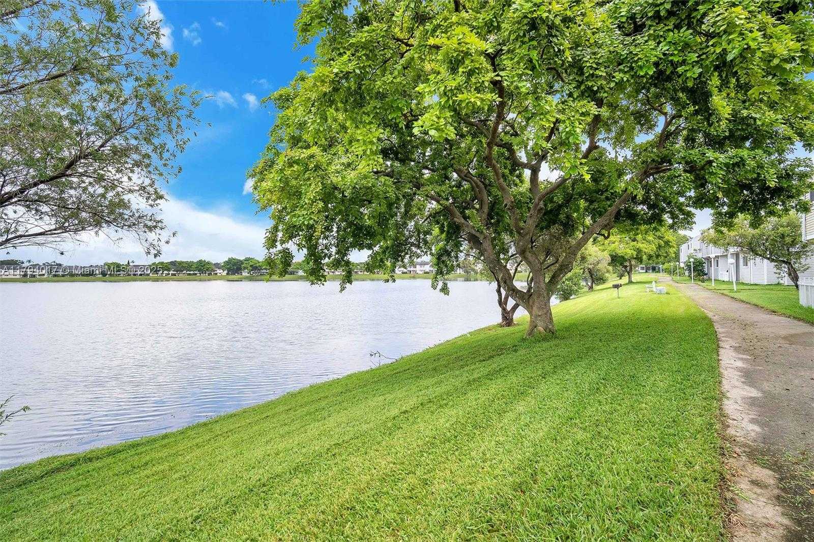 Small Image of 3449 NORTH WEST 44TH ST #103, Oakland Park Number 10