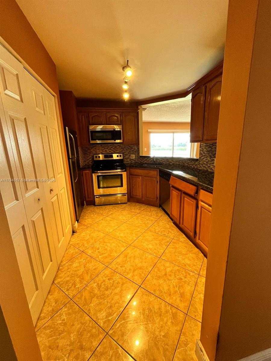 Small Image of 3449 NORTH WEST 44TH ST #103, Oakland Park Number 12