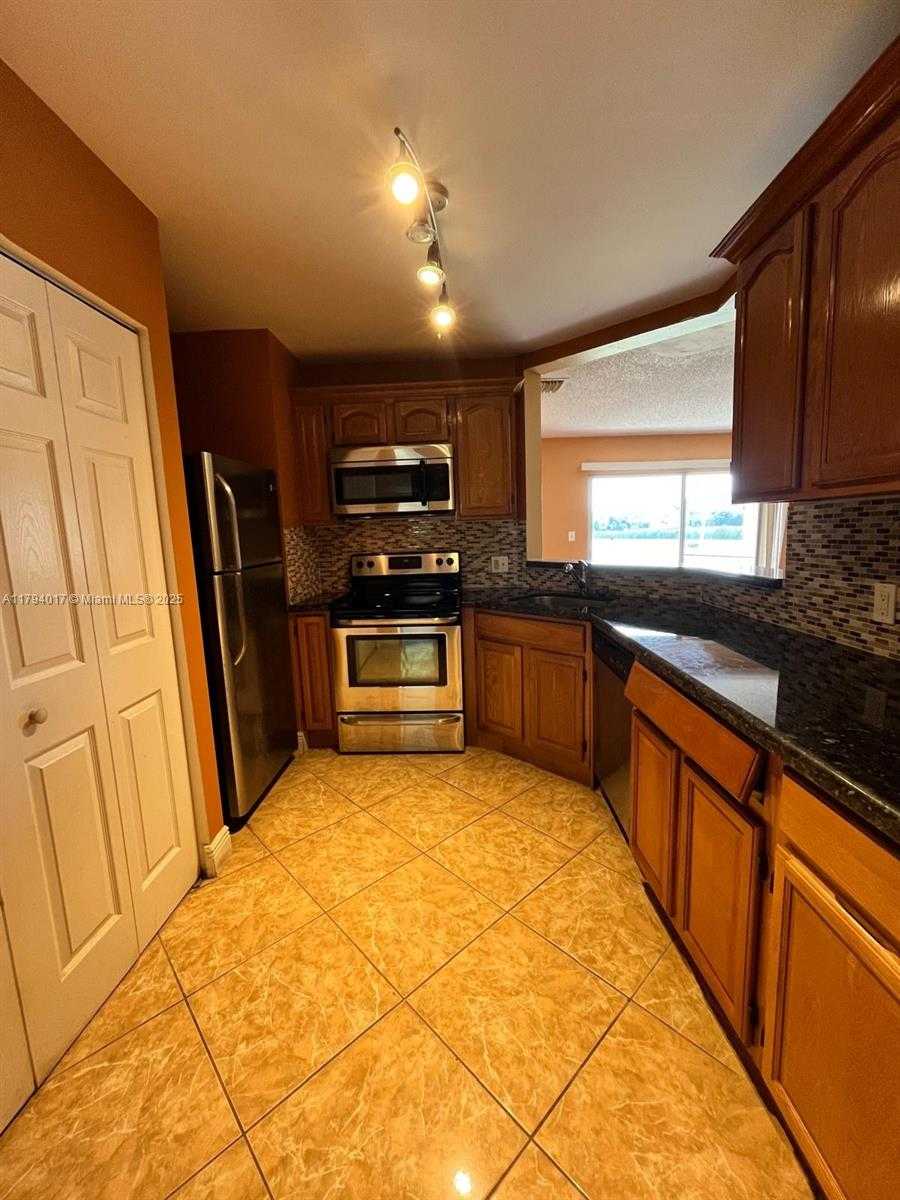 Small Image of 3449 NORTH WEST 44TH ST #103, Oakland Park Number 17