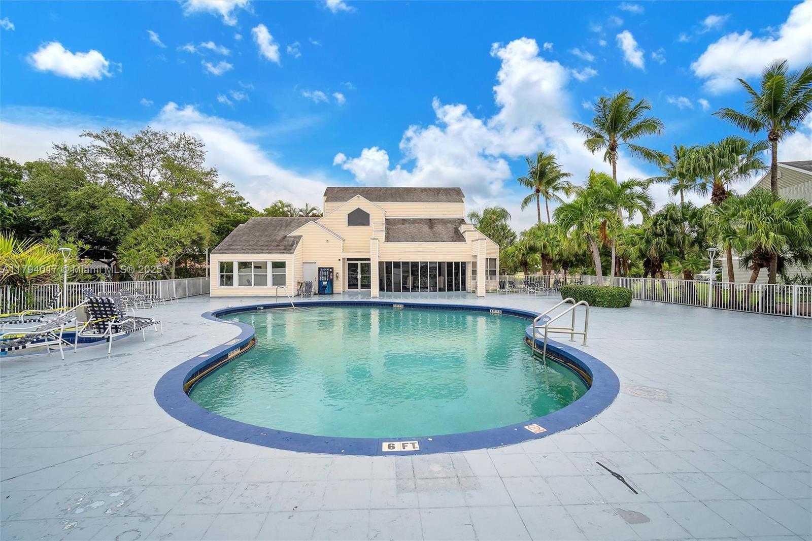 Small Image of 3449 NORTH WEST 44TH ST #103, Oakland Park Number 4