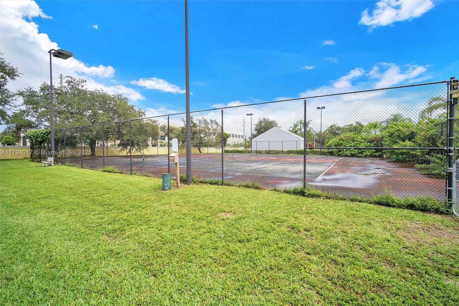 Small Image of 3449 NORTH WEST 44TH ST #103, Oakland Park Number 5