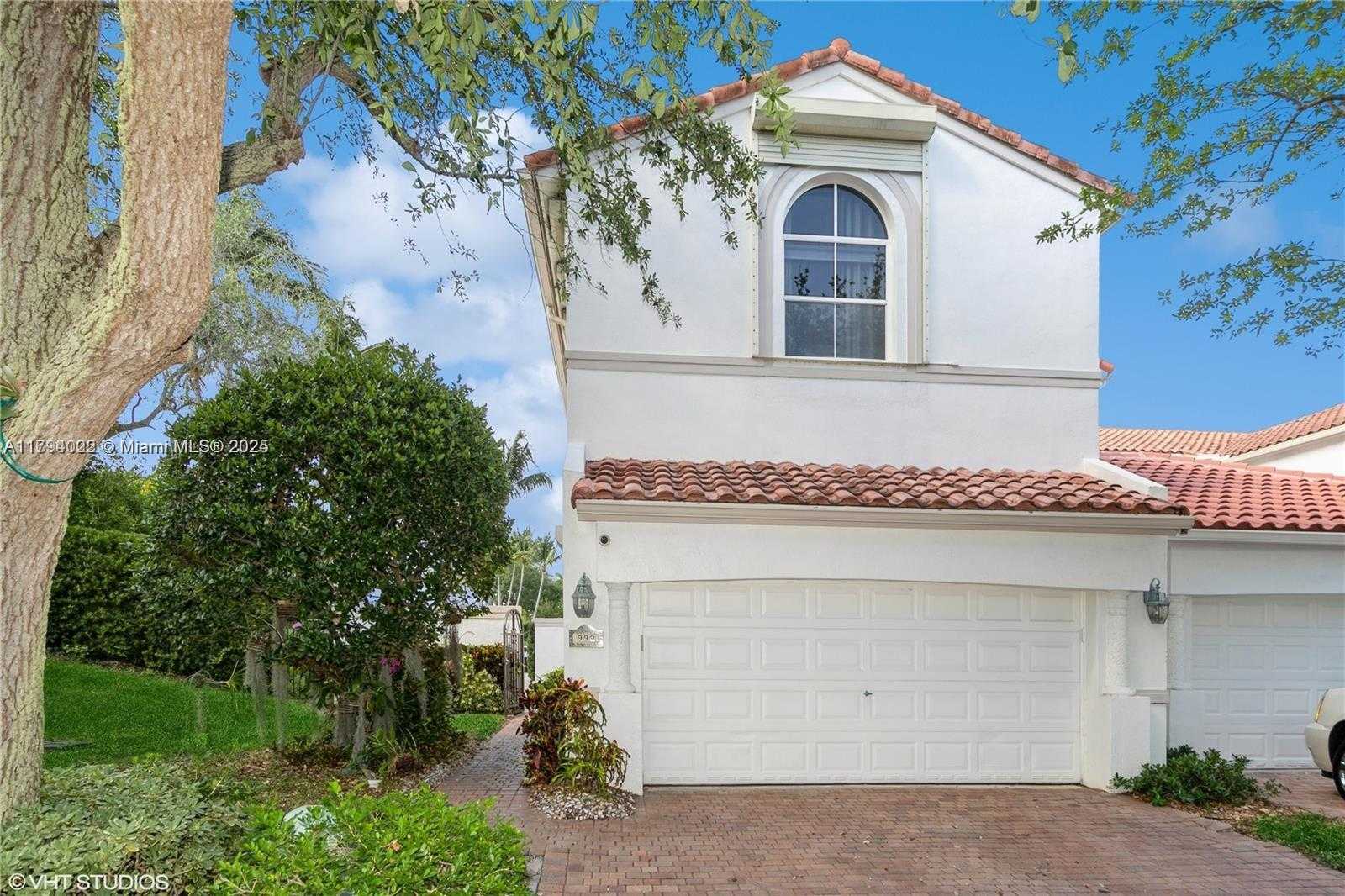 Small Image of 999 NORTH HARBOR VW N, Hollywood Number 4