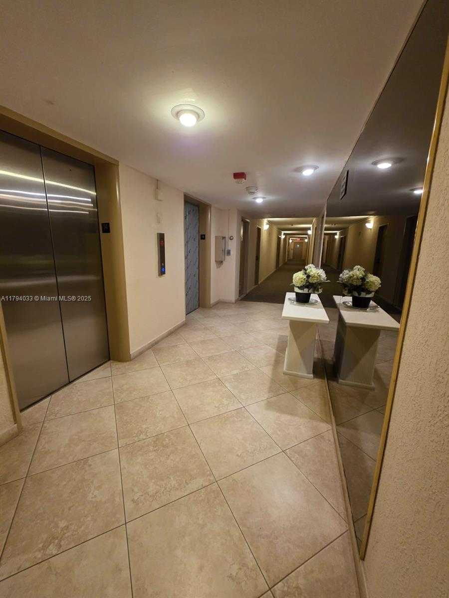 Small Image of 9225 COLLINS AVE #1409, Surfside Number 36
