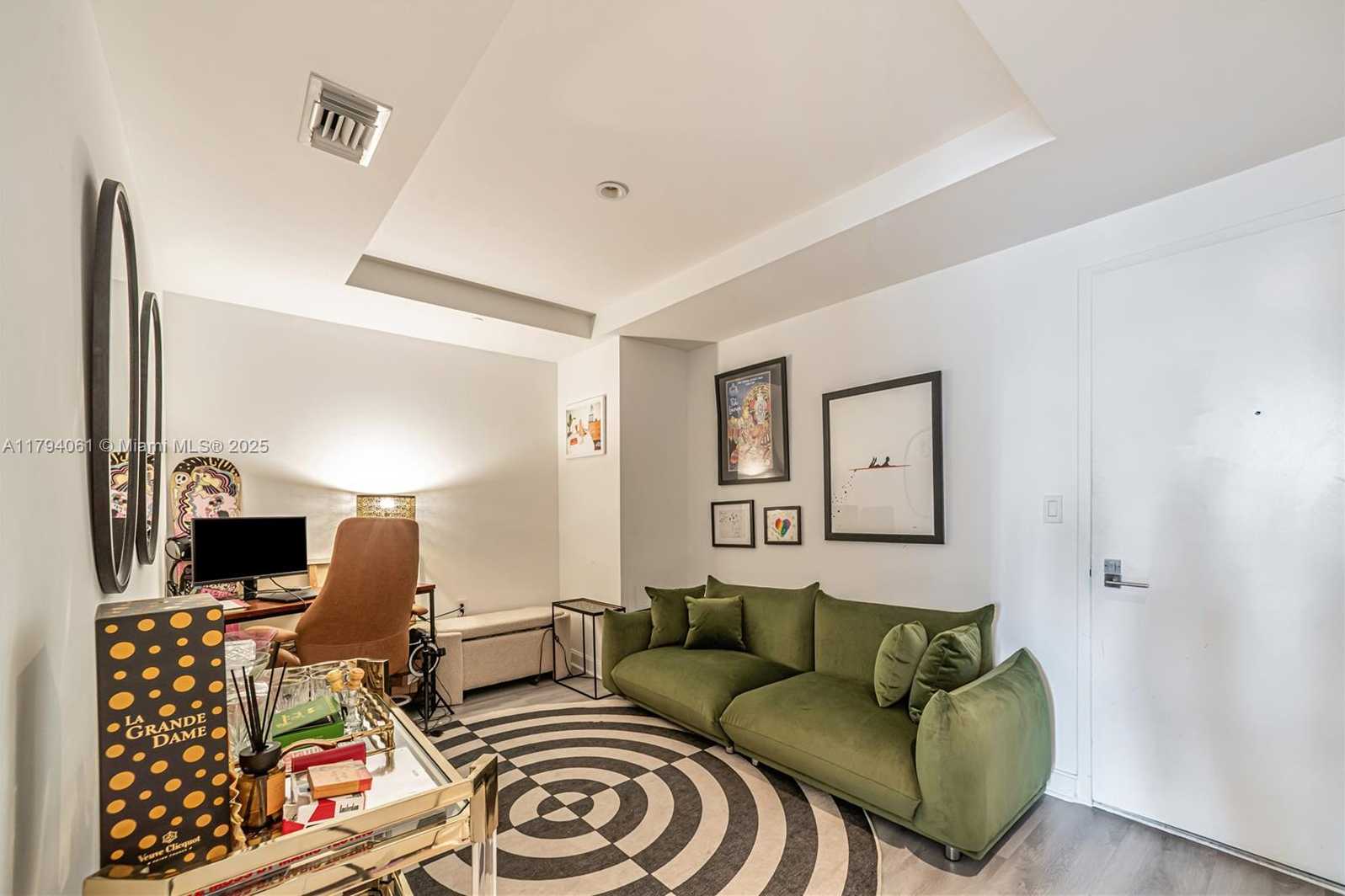 Small Image of 45 SOUTH WEST 9TH ST #1204, Miami Number 18
