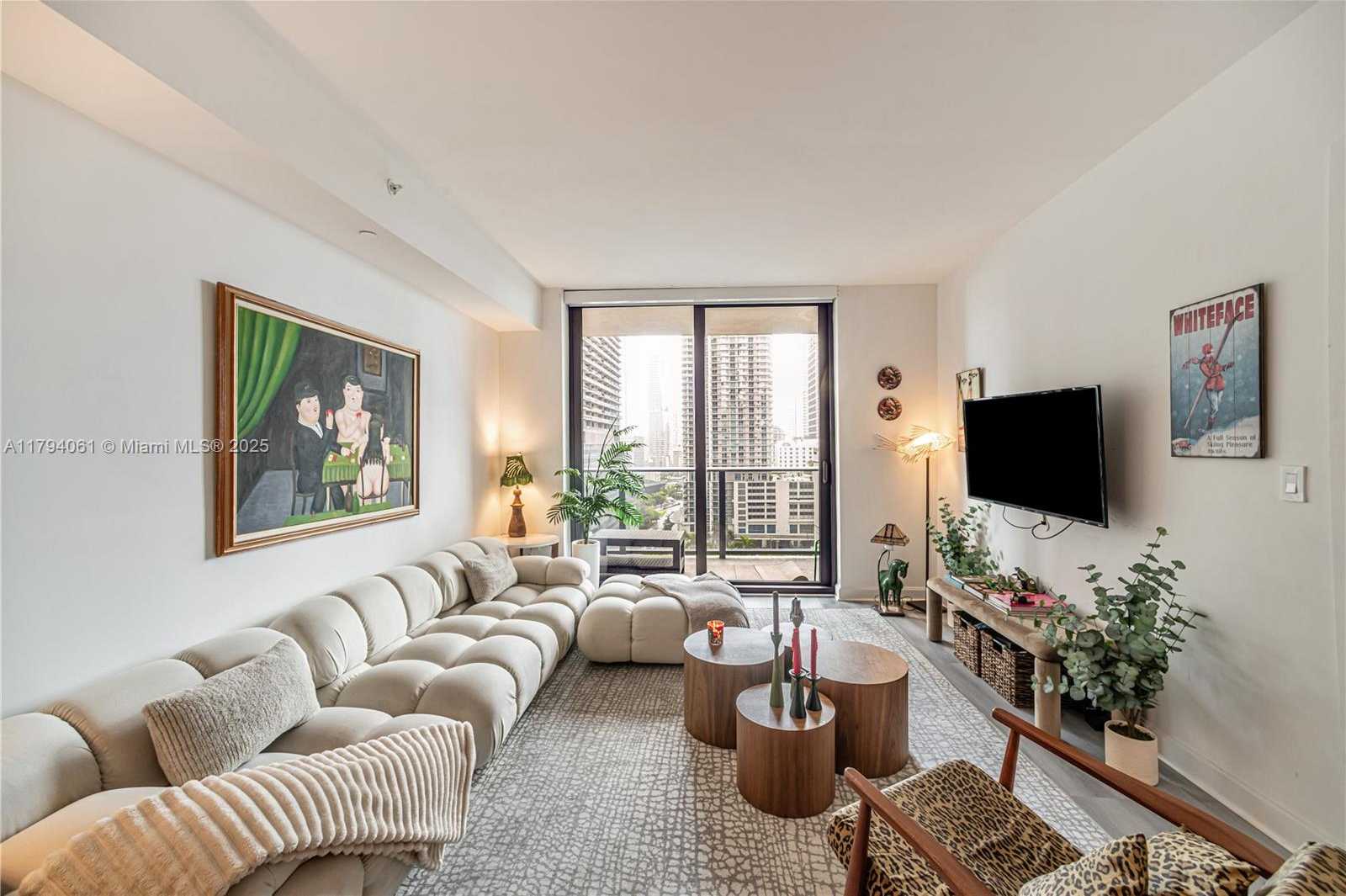 Small Image of 45 SOUTH WEST 9TH ST #1204, Miami Number 2